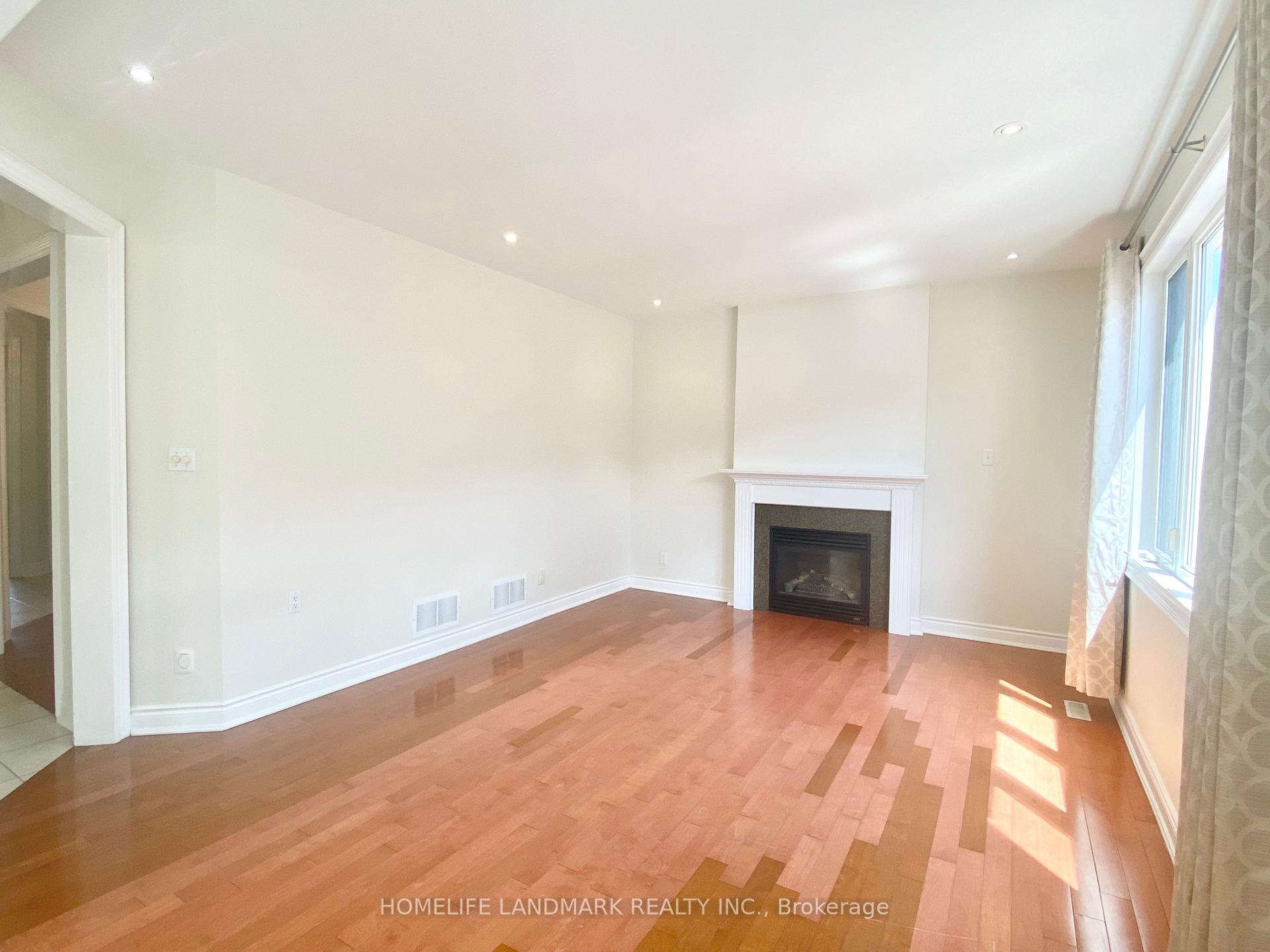 Photo 5 of 315 Weldrick Road, Richmond Hill, Observatory — HOMEH