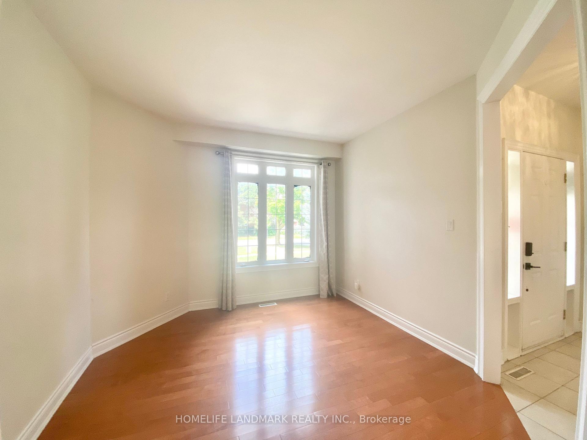 Photo 12 of 315 Weldrick Road, Richmond Hill, Observatory — HOMEH