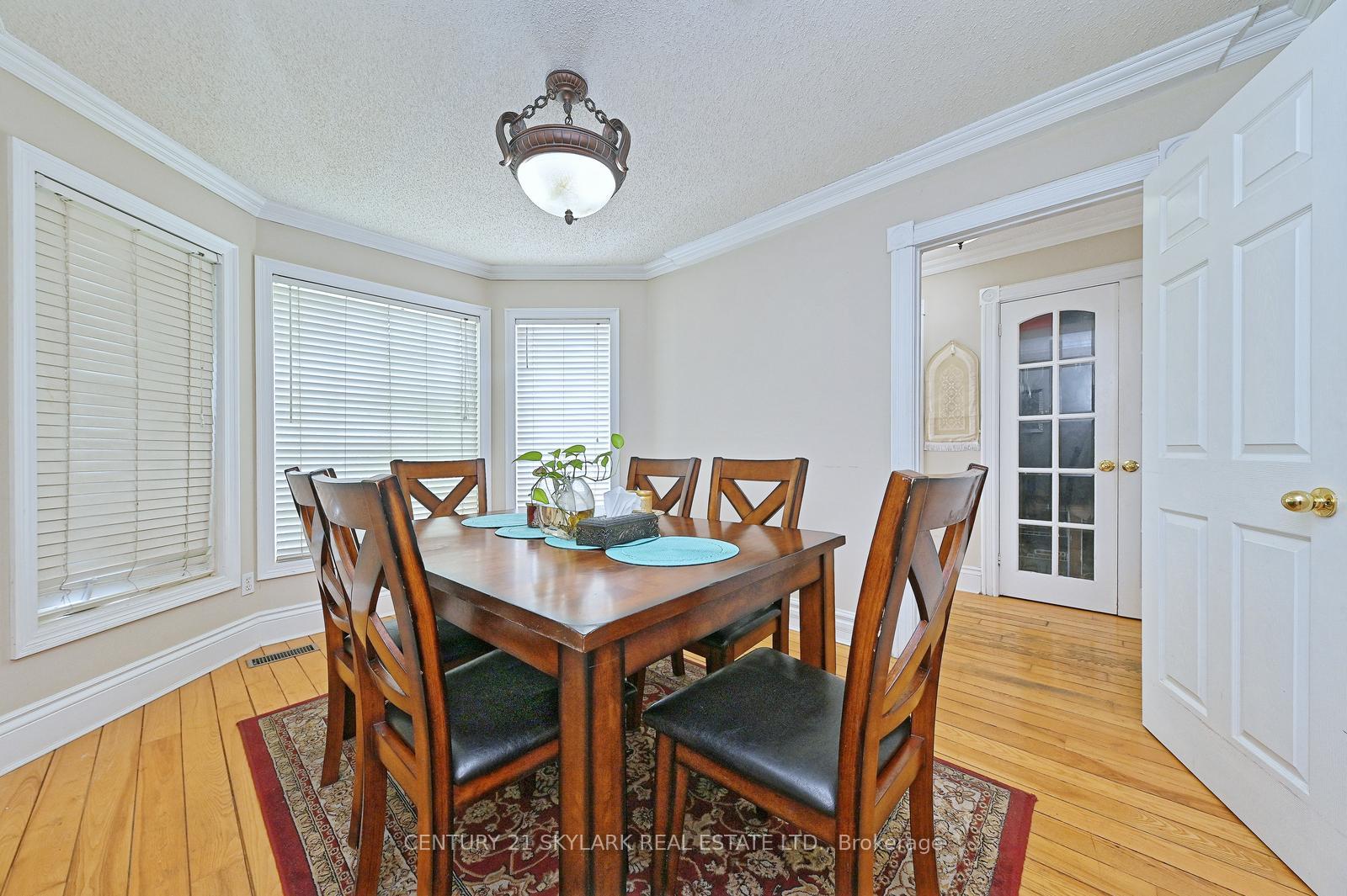Photo 5 of 1922 Dalhousie Crescent, Oshawa, Samac — HOMEH