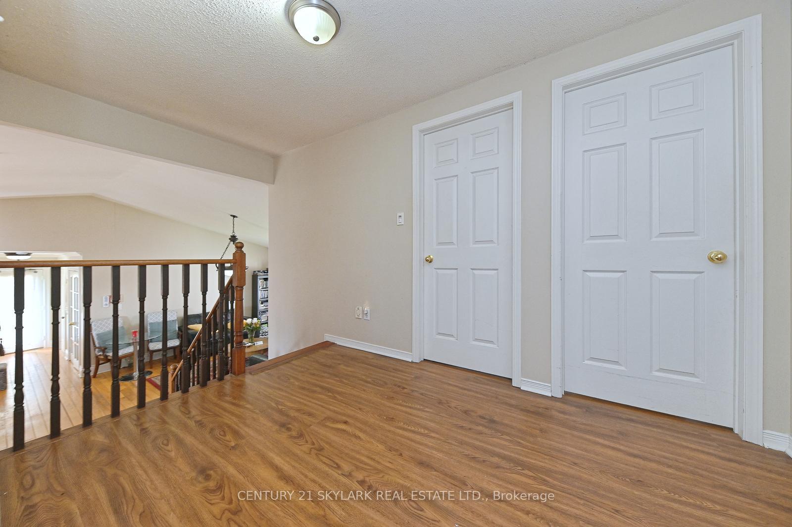 Photo 18 of 1922 Dalhousie Crescent, Oshawa, Samac — HOMEH