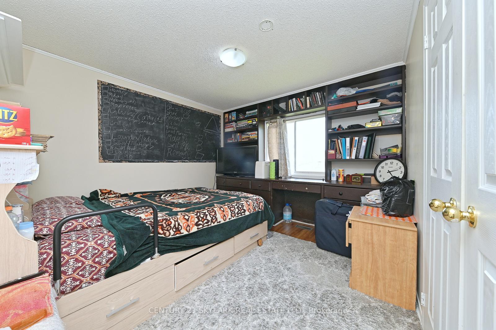 Photo 20 of 1922 Dalhousie Crescent, Oshawa, Samac — HOMEH