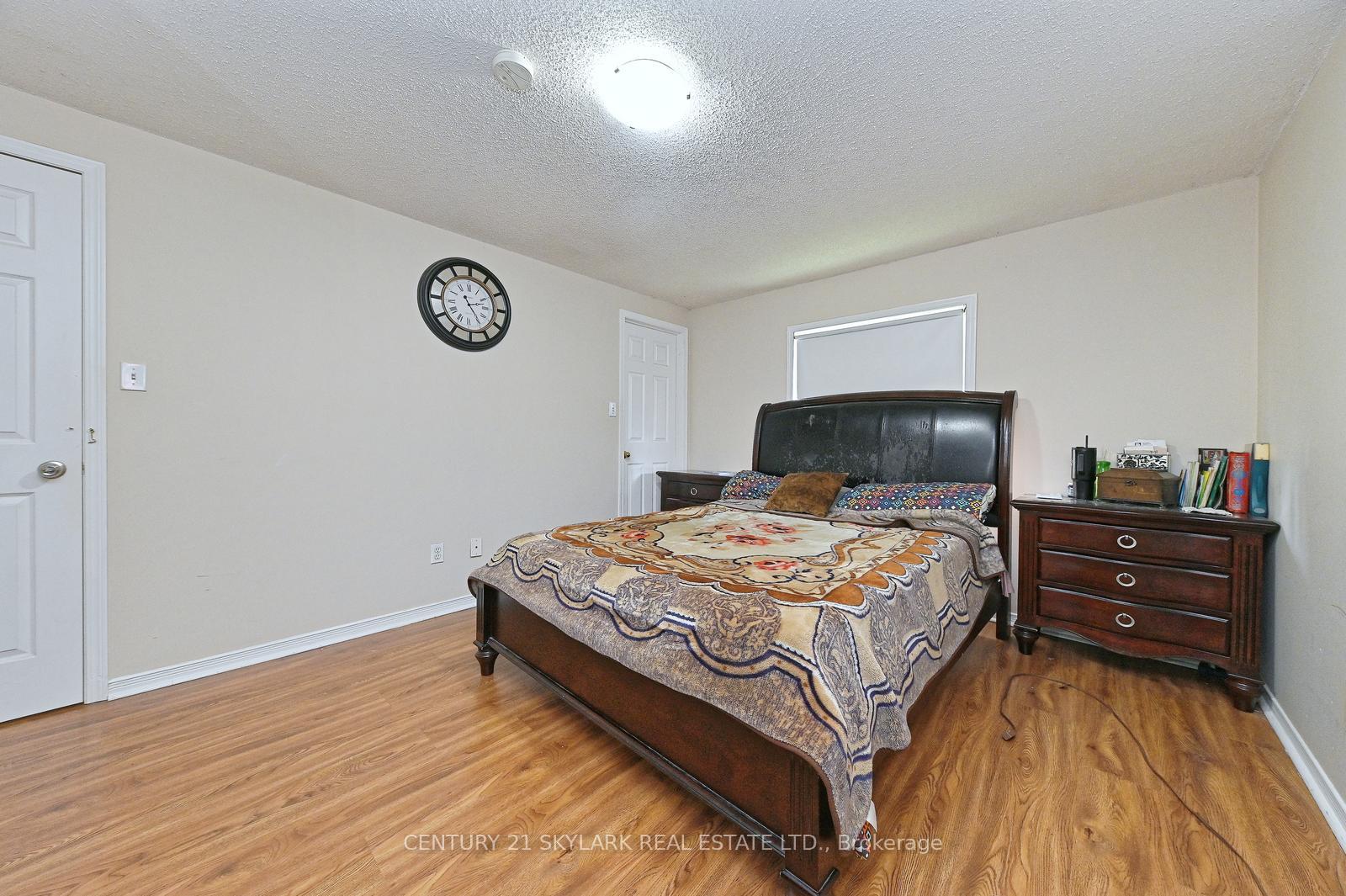 Photo 23 of 1922 Dalhousie Crescent, Oshawa, Samac — HOMEH