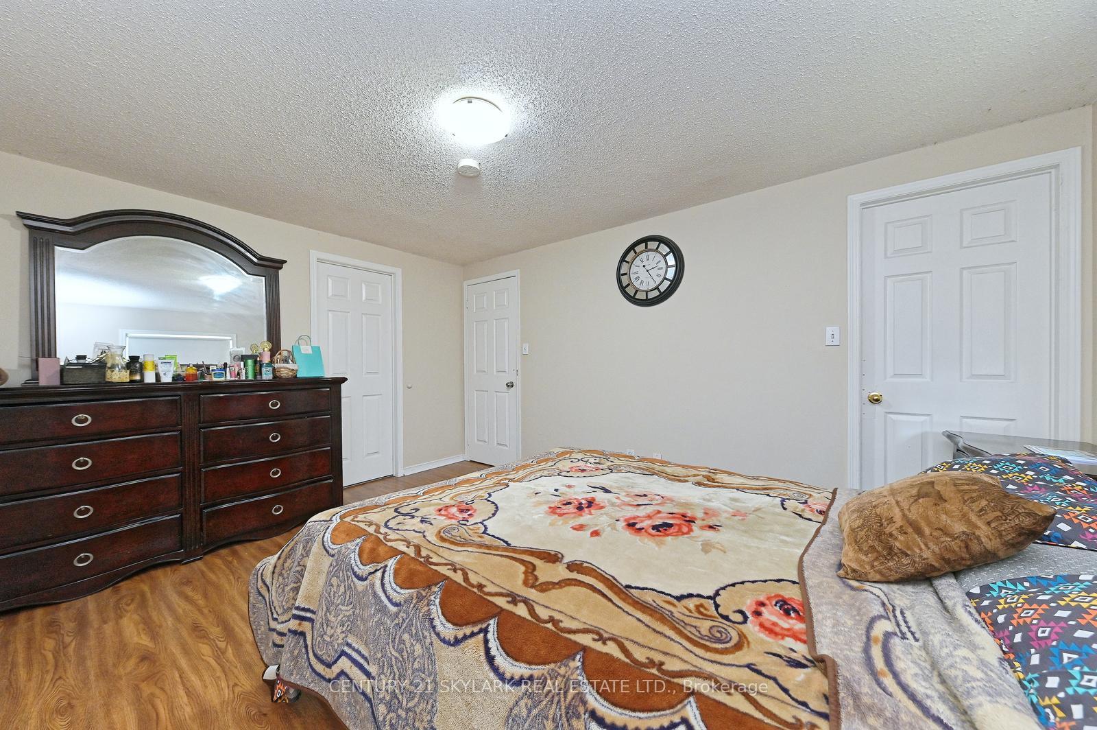 Photo 24 of 1922 Dalhousie Crescent, Oshawa, Samac — HOMEH