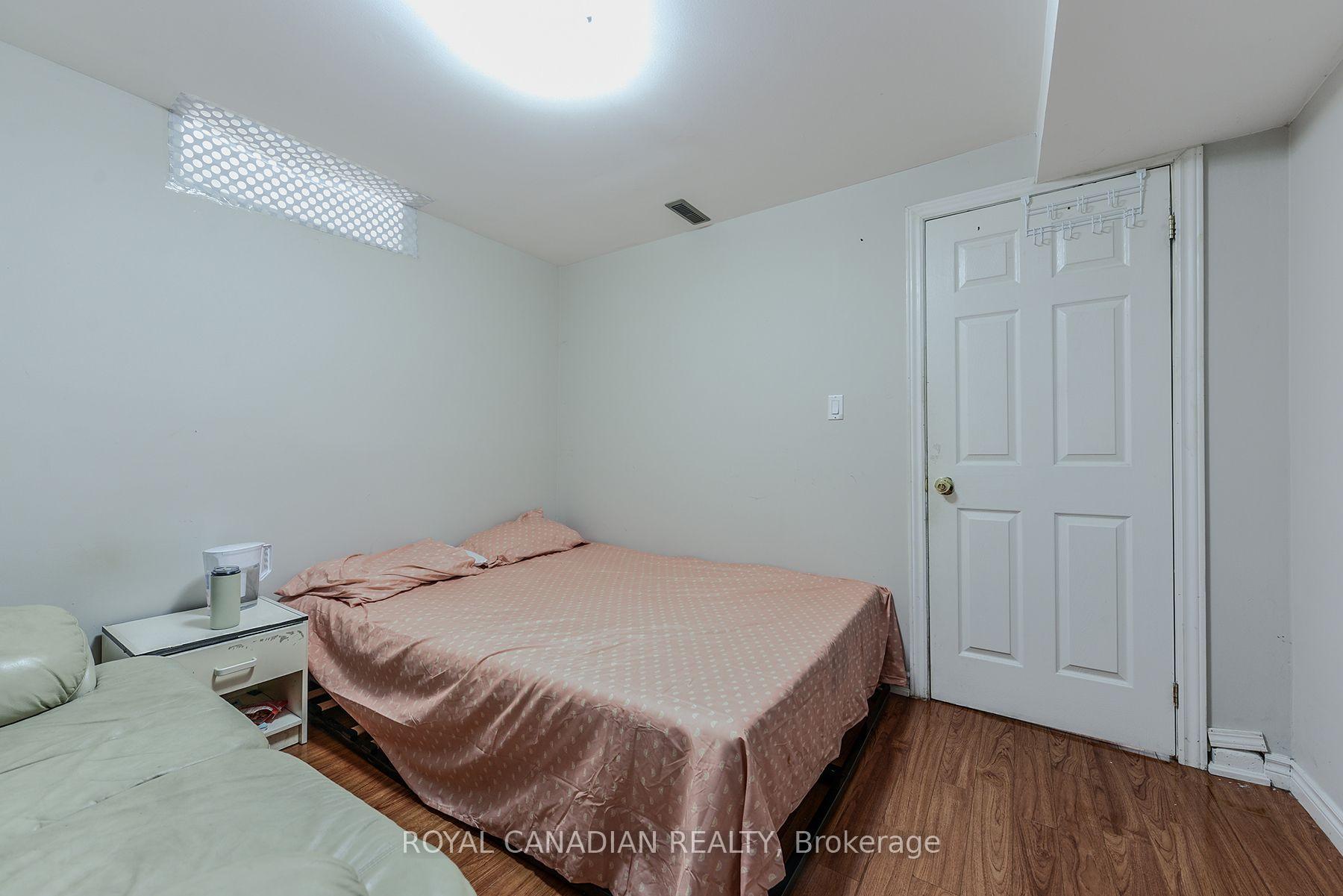 Photo 40 of 2 Mayberry Court, Brampton, Central Park — HOMEH