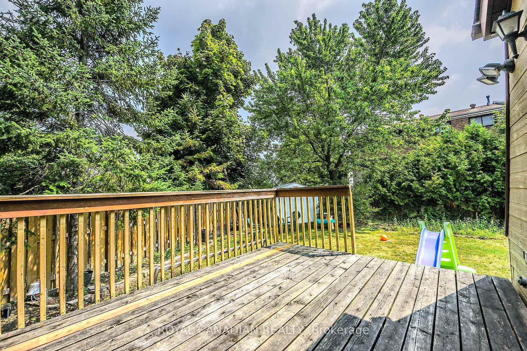 Photo 45 of 2 Mayberry Court, Brampton, Central Park — HOMEH