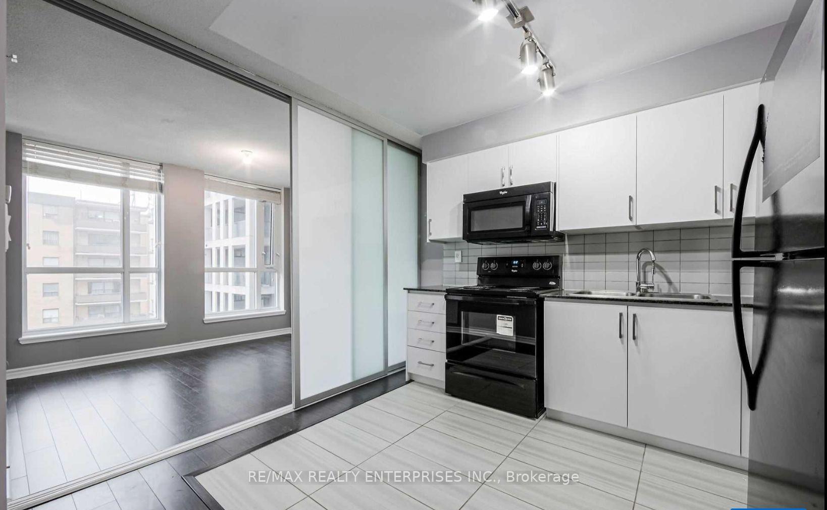 Photo 7 of Unit 522, 80 Esther Lorrie Drive, Etobicoke, West Humber-Clairville — HOMEH