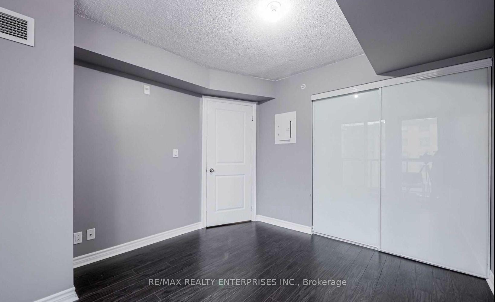 Photo 11 of Unit 522, 80 Esther Lorrie Drive, Etobicoke, West Humber-Clairville — HOMEH