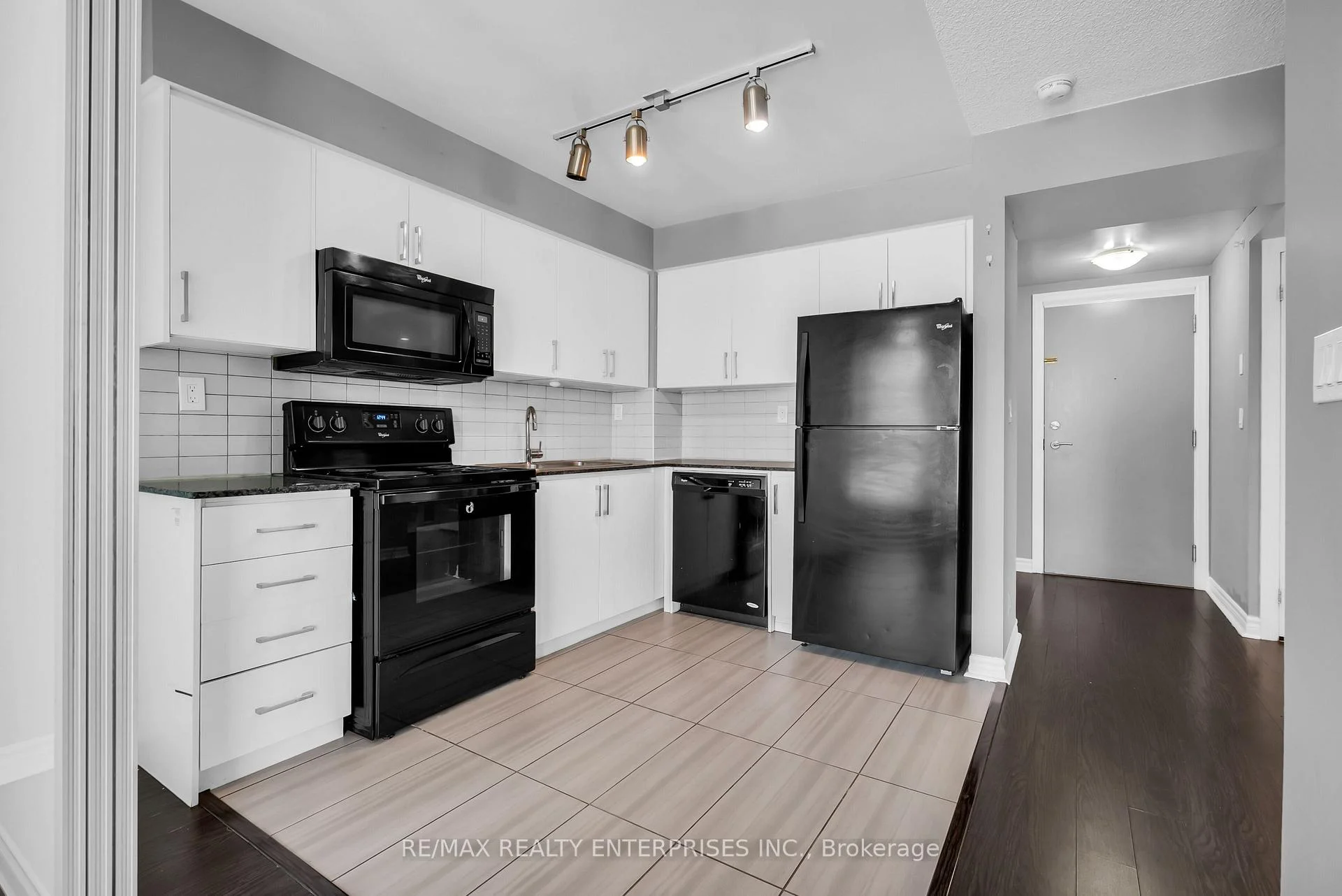 Photo 12 of Unit 522, 80 Esther Lorrie Drive, Etobicoke, West Humber-Clairville — HOMEH
