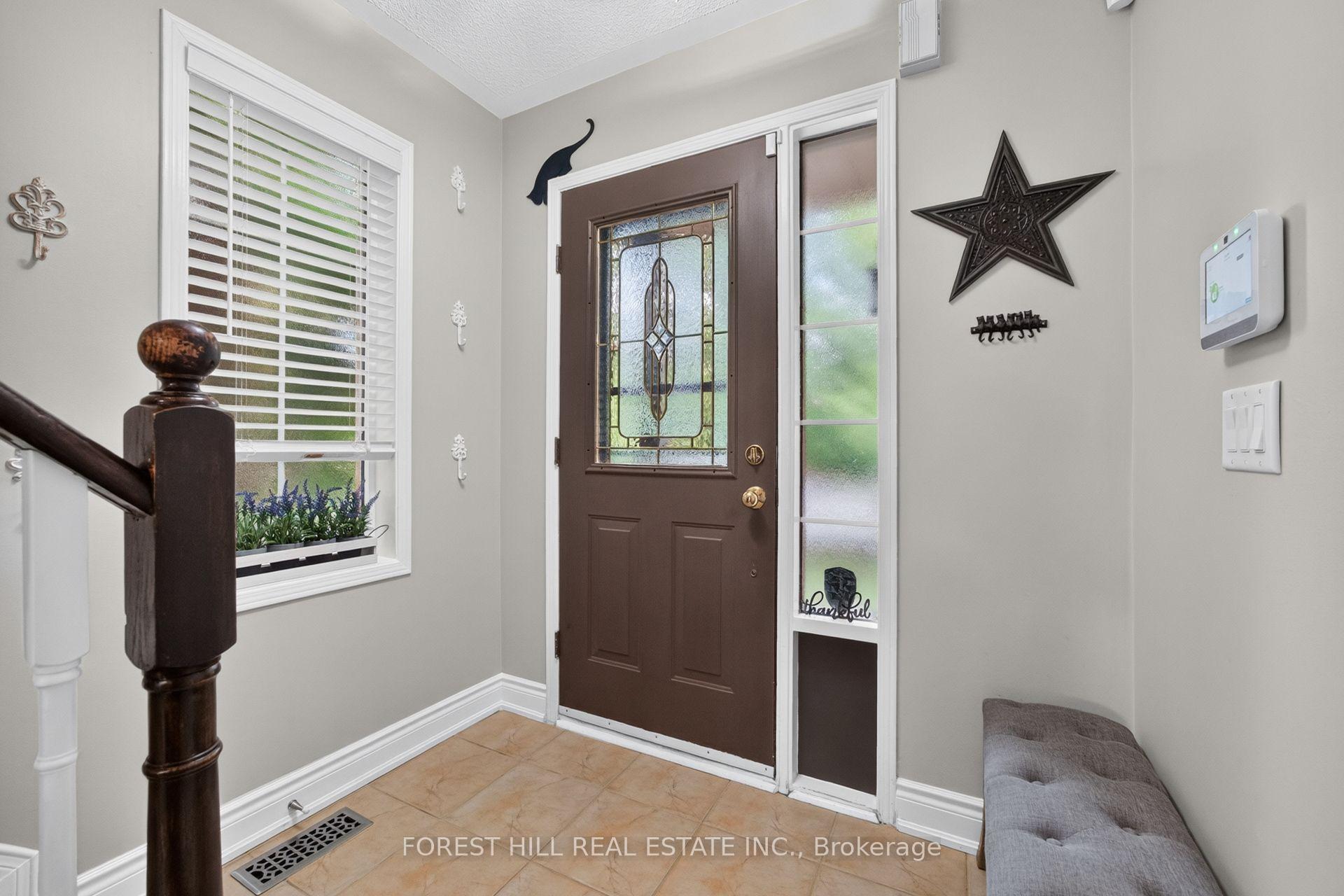 Photo 6 of 92 Senator Way, Caledon, Bolton North — HOMEH