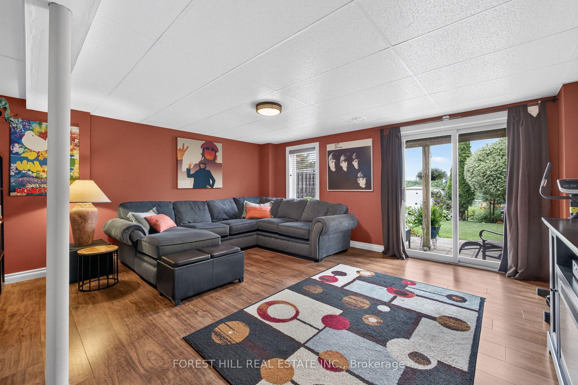 Photo 25 of 92 Senator Way, Caledon, Bolton North — HOMEH