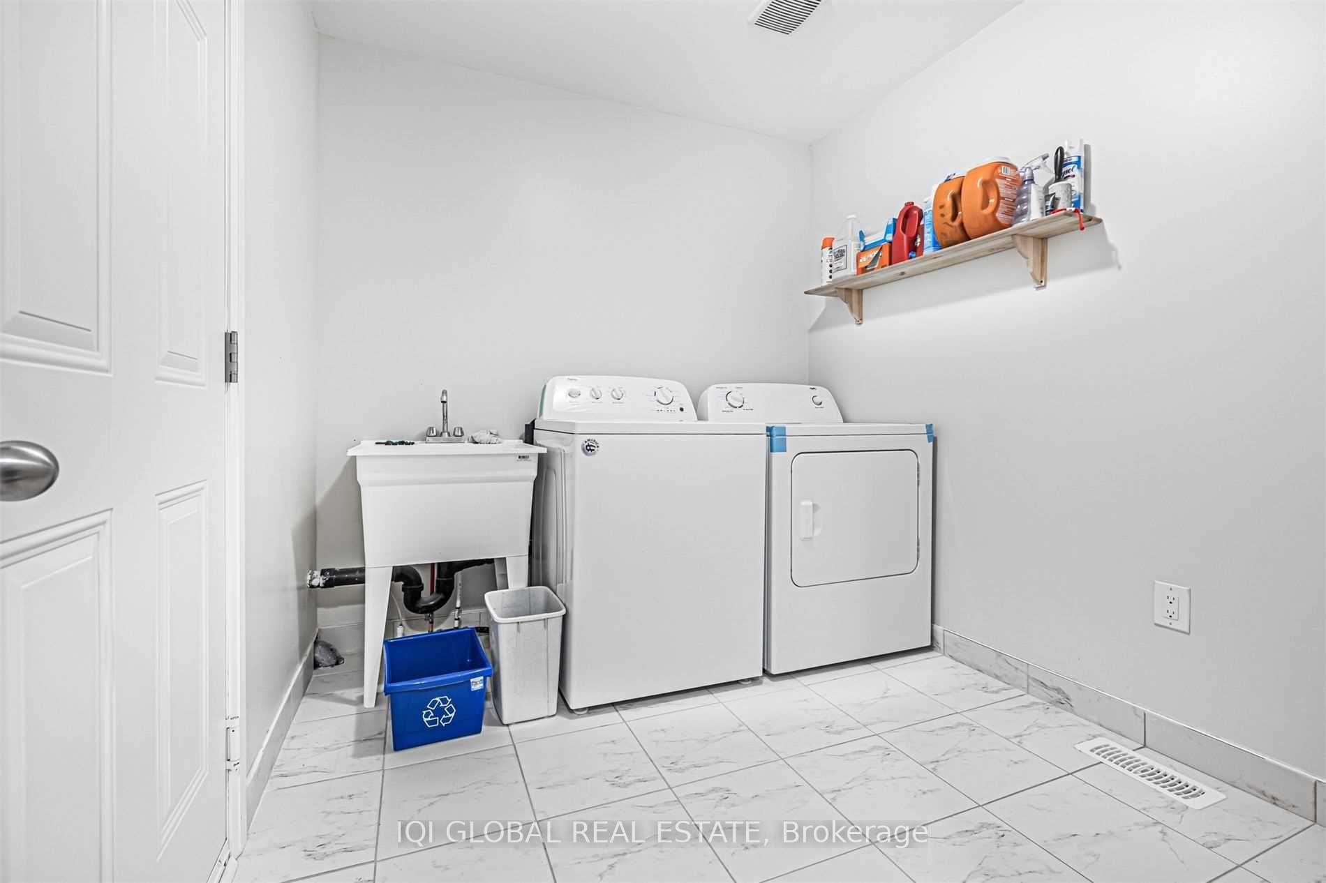 Photo 24 of 4084 Fracchioni Drive, Lincoln, Beamsville — HOMEH