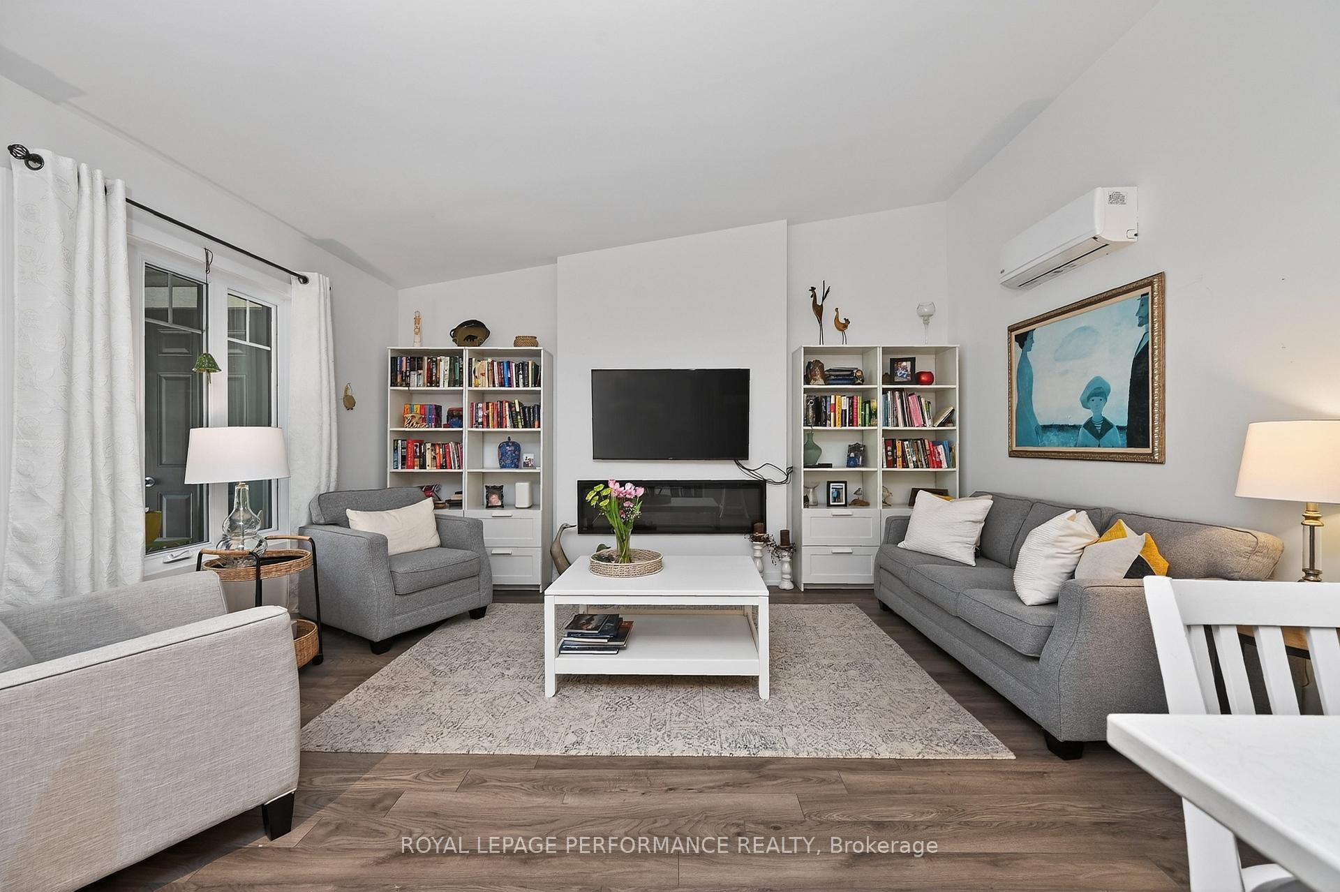 Photo 4 of Unit 202, 83 St Moritz Trail, Russell, Embrun — HOMEH