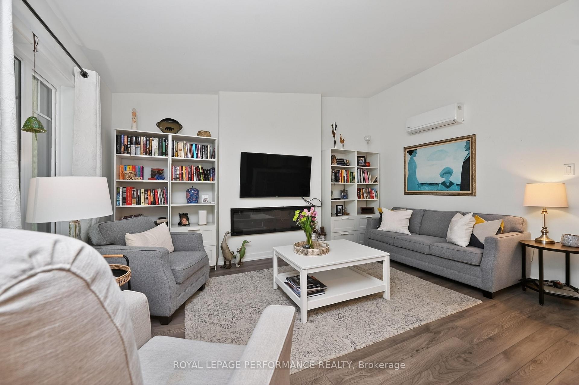 Photo 6 of Unit 202, 83 St Moritz Trail, Russell, Embrun — HOMEH