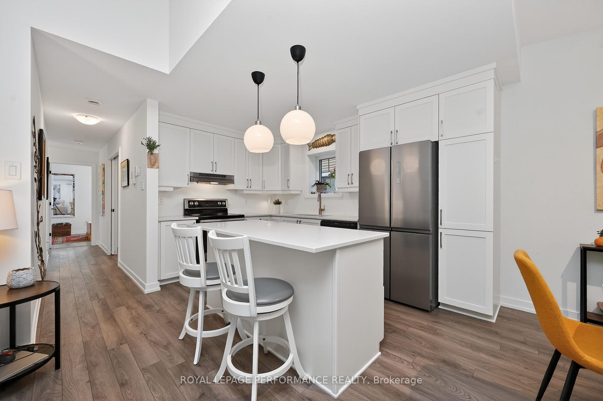 Photo 7 of Unit 202, 83 St Moritz Trail, Russell, Embrun — HOMEH