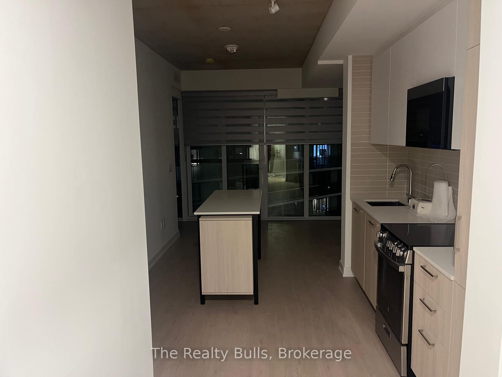 Photo 4 of Unit 2407, 65 Mutual Street, Toronto, Church-Yonge Corridor — HOMEH