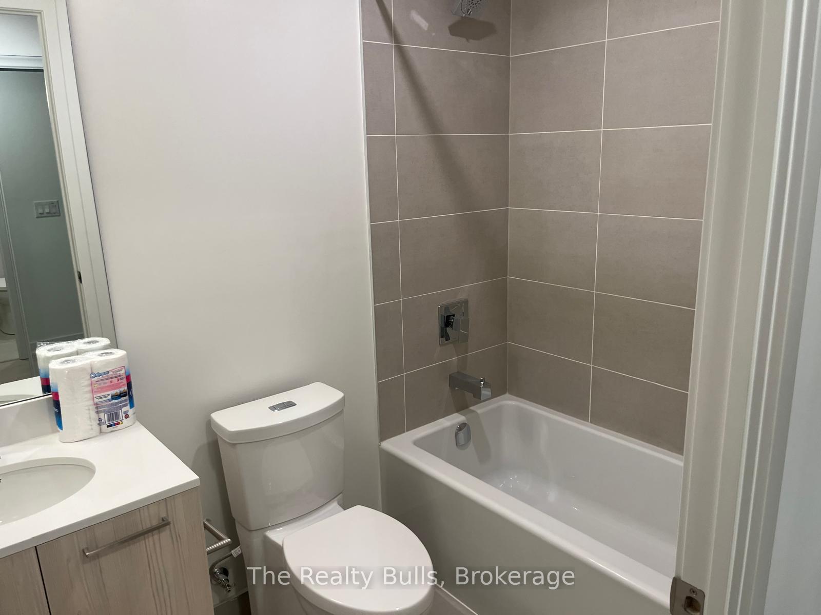 Photo 6 of Unit 2407, 65 Mutual Street, Toronto, Church-Yonge Corridor — HOMEH