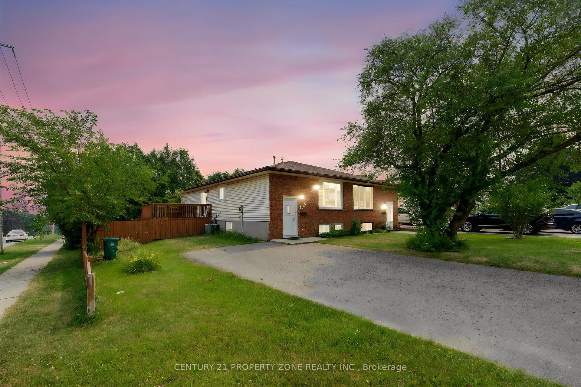 Front of 137 Nickolas Crescent