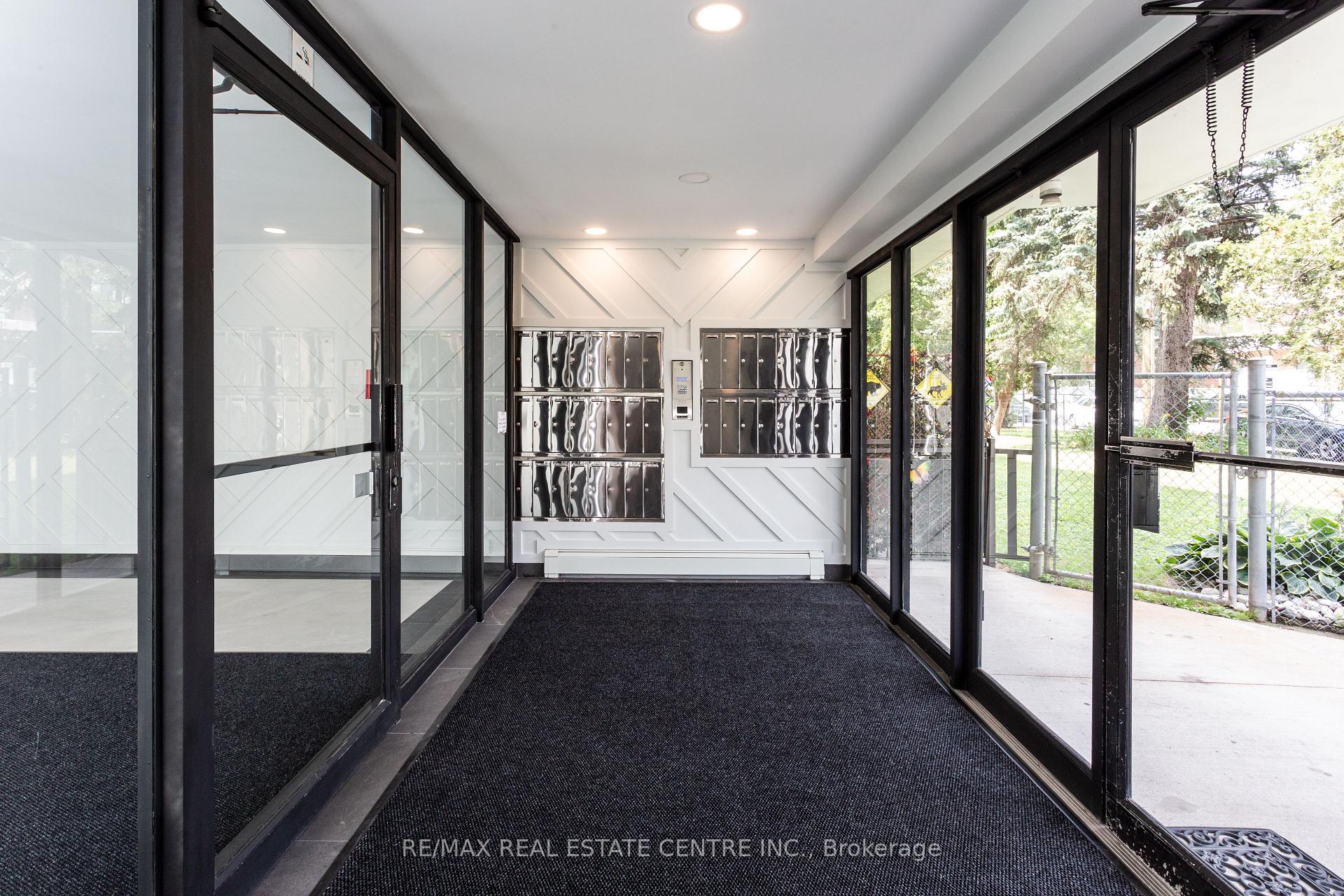 Photo 2 of Unit 507, 5 Hill Heights Road, Etobicoke, Stonegate-Queensway — HOMEH