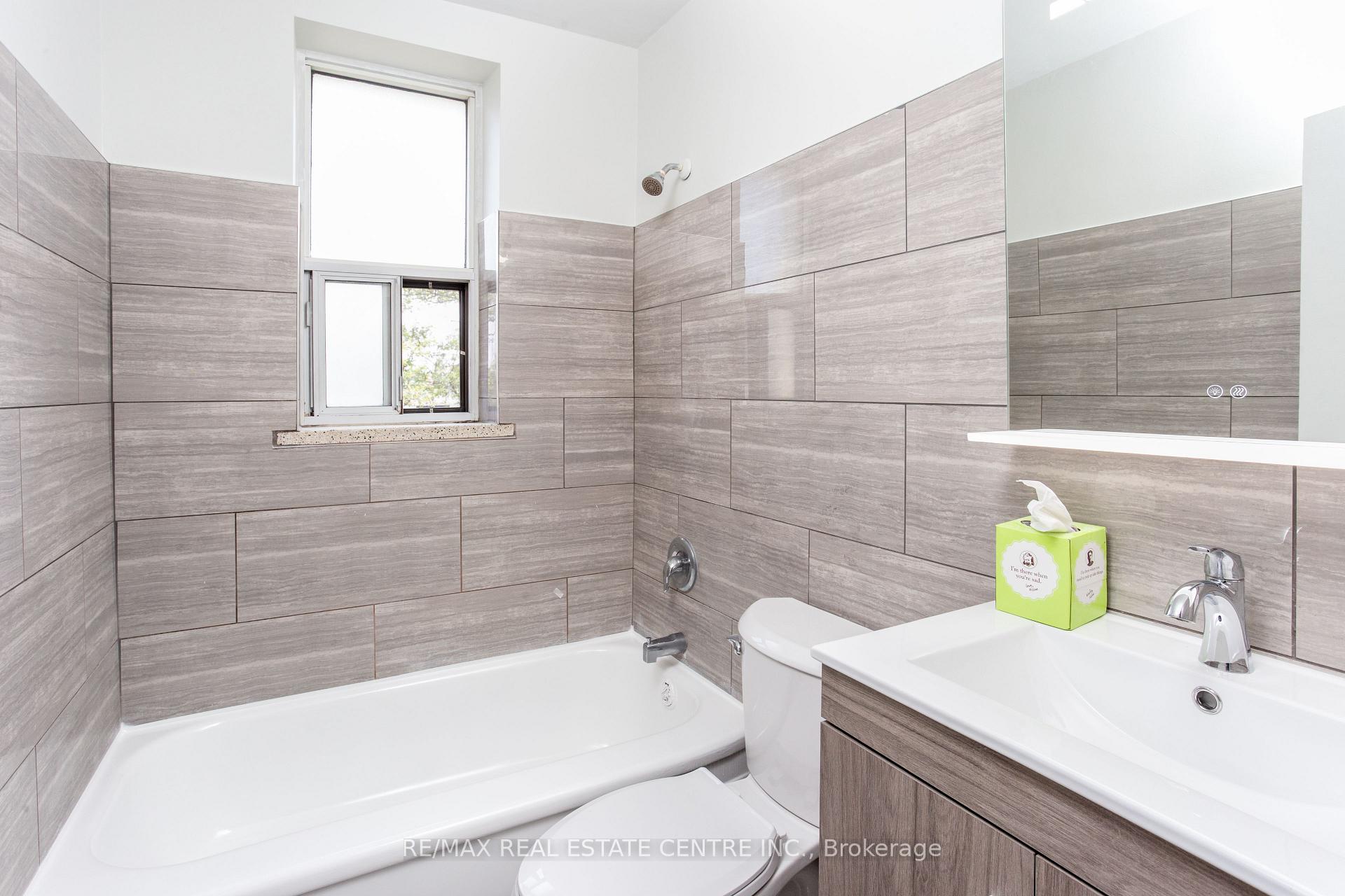 Photo 8 of Unit 507, 5 Hill Heights Road, Etobicoke, Stonegate-Queensway — HOMEH