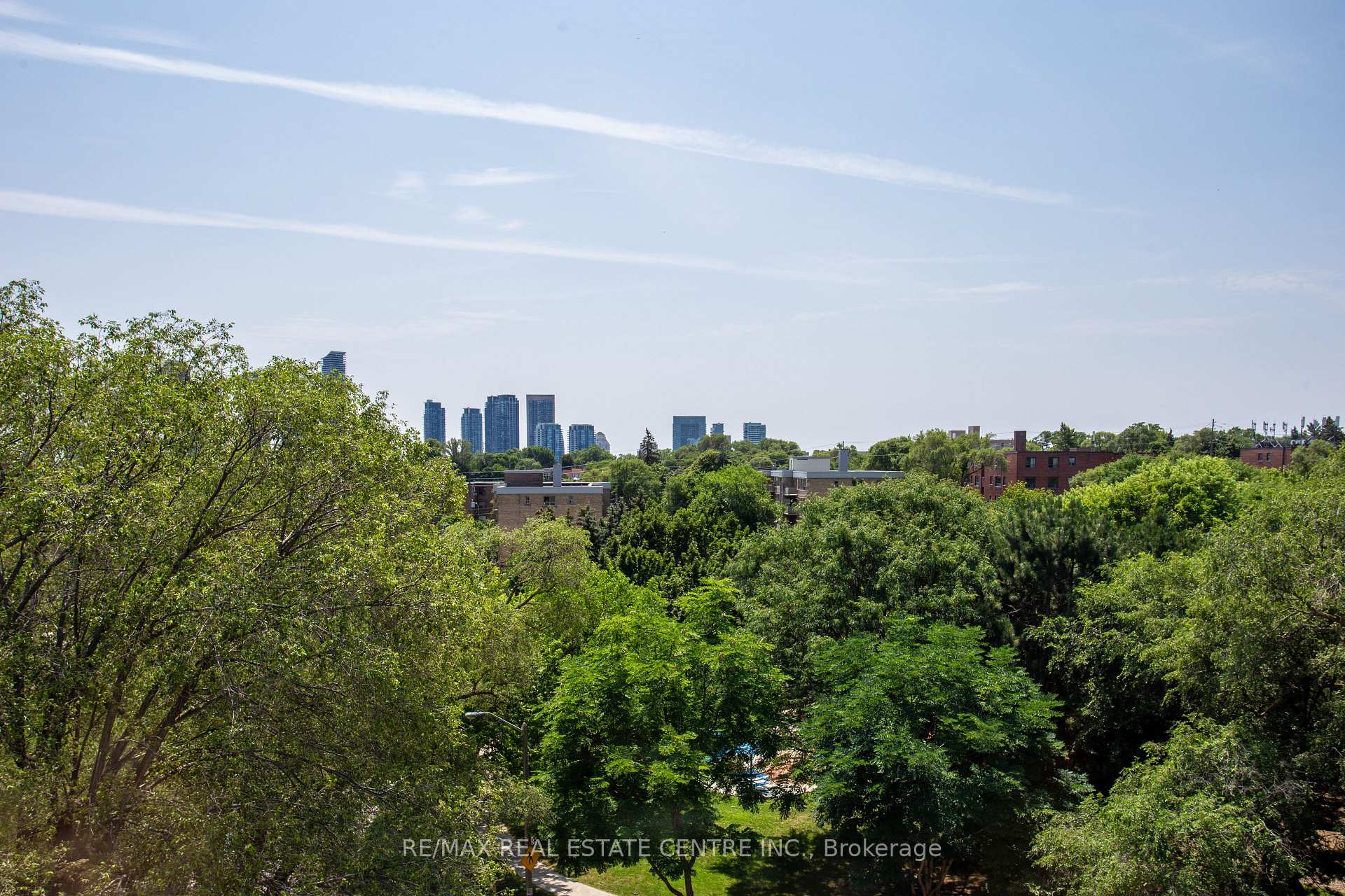Photo 15 of Unit 507, 5 Hill Heights Road, Etobicoke, Stonegate-Queensway — HOMEH