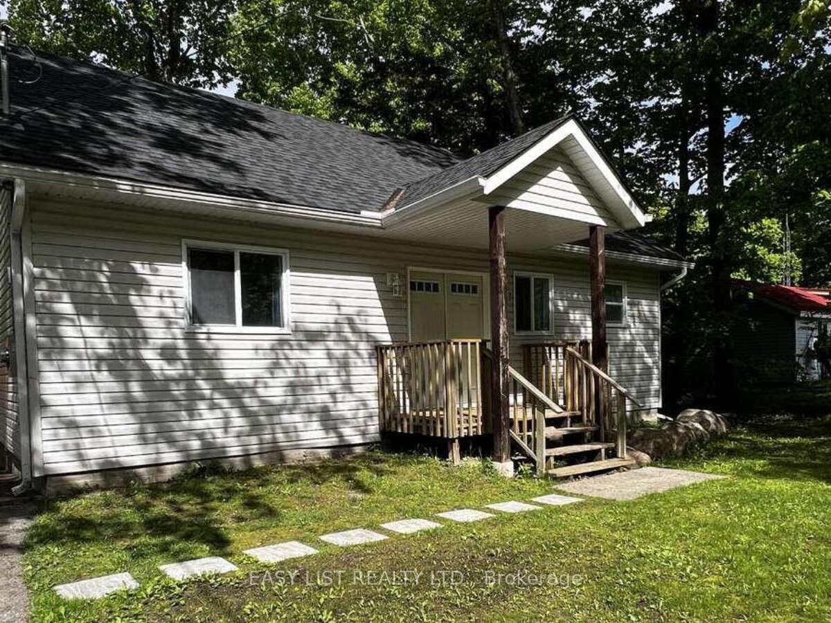 Photo 2 of 2135 Champlain Road, Tiny, Rural Tiny — HOMEH