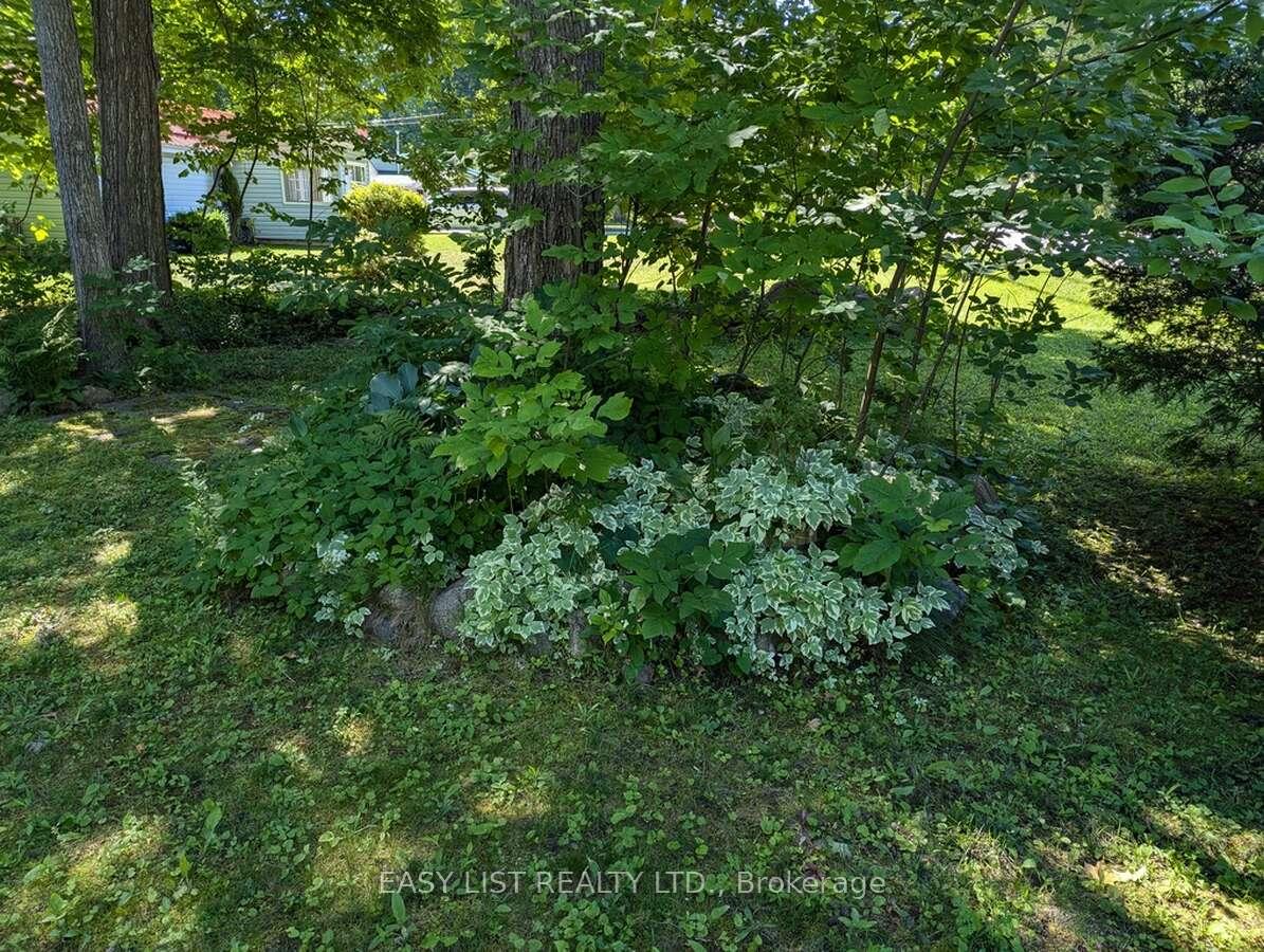 Photo 4 of 2135 Champlain Road, Tiny, Rural Tiny — HOMEH