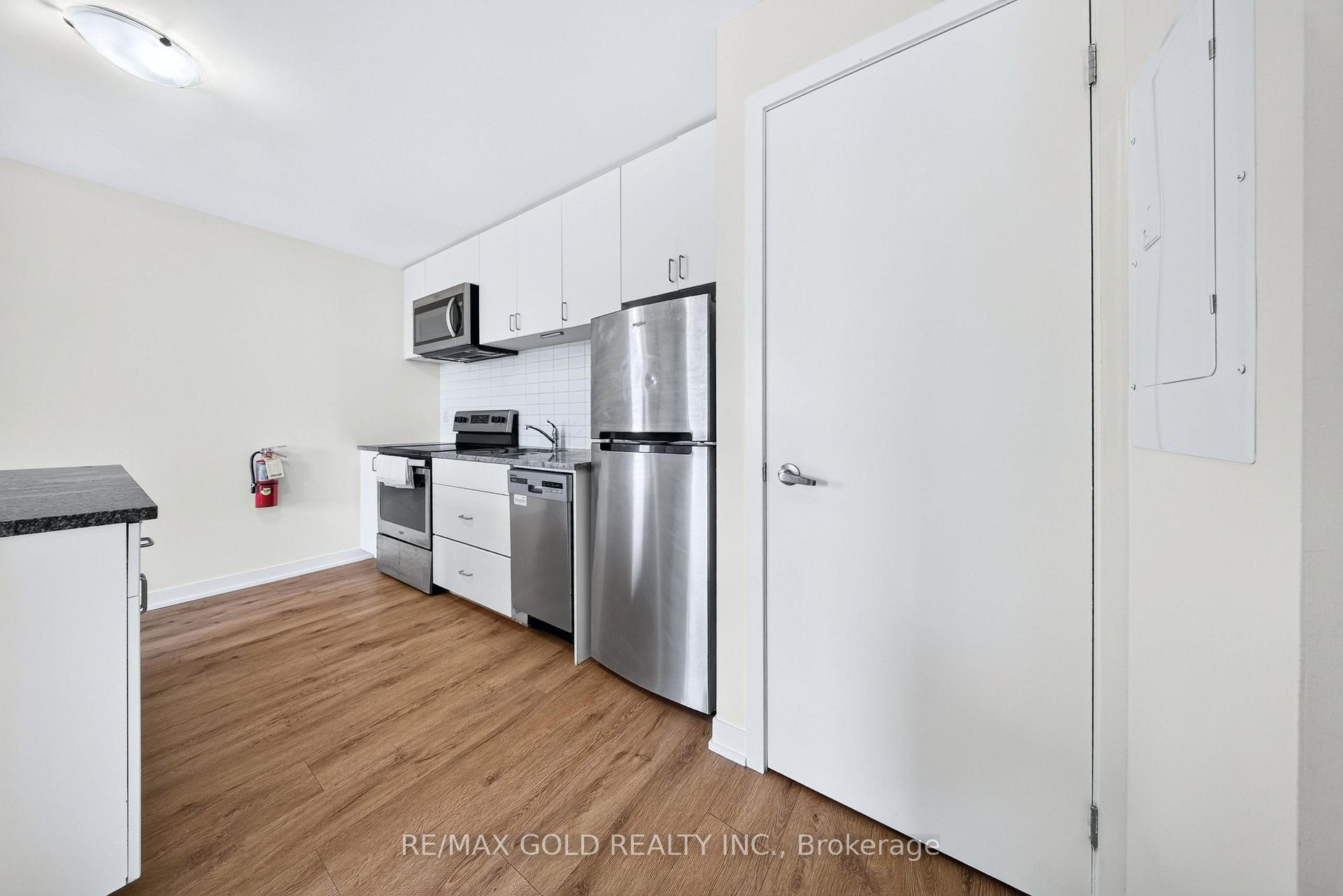 Photo 6 of Unit 106, 1780 Simcoe Street N, Oshawa, Samac — HOMEH