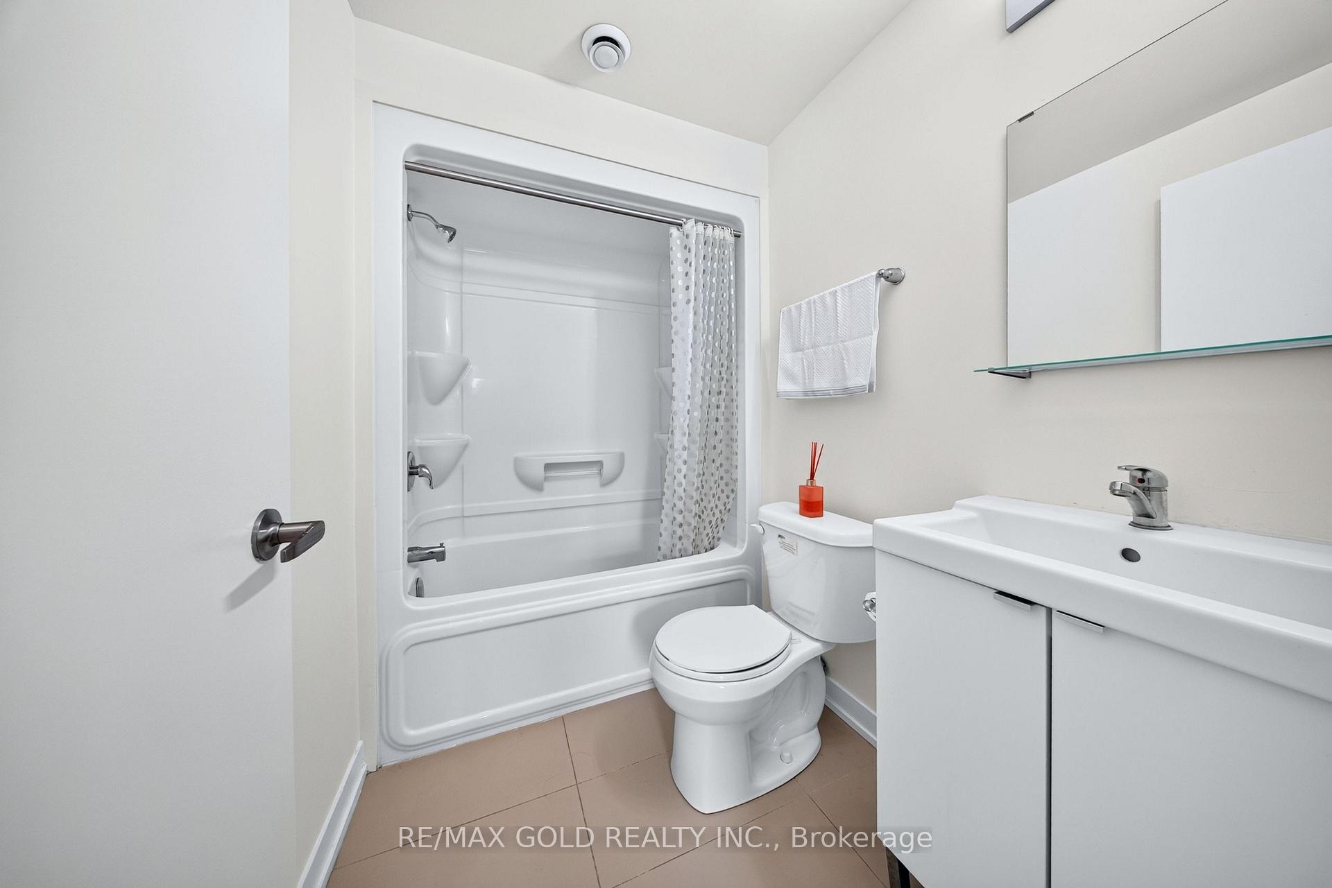 Photo 19 of Unit 106, 1780 Simcoe Street N, Oshawa, Samac — HOMEH