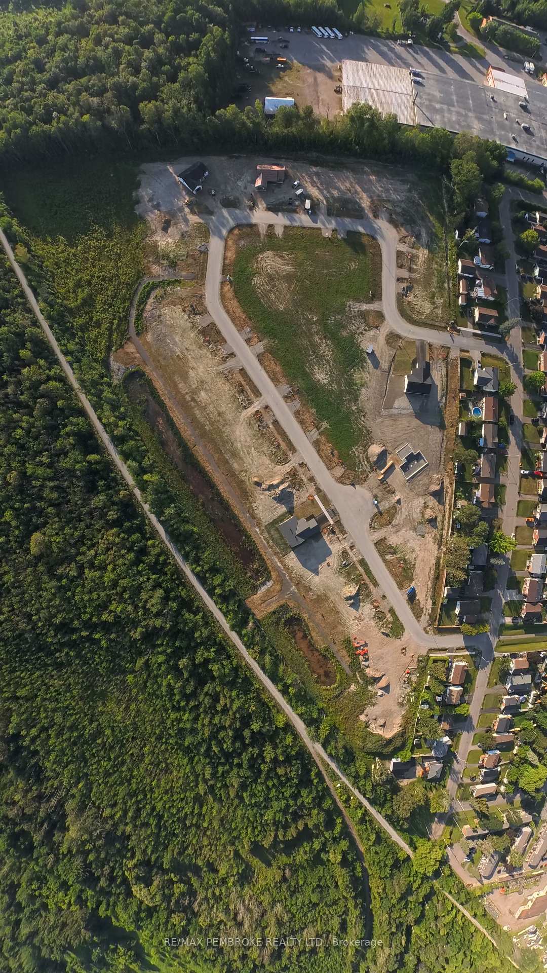Photo 18 of 12 Eddy Crescent, Pembroke, Pembroke — HOMEH