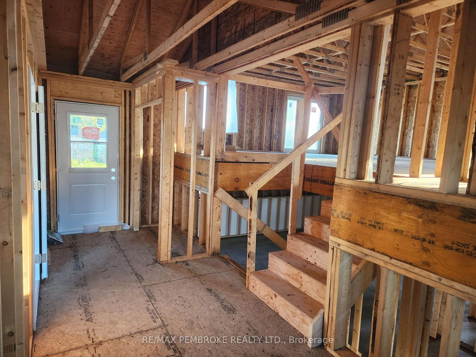 Photo 7 of 12 Eddy Crescent, Pembroke, Pembroke — HOMEH