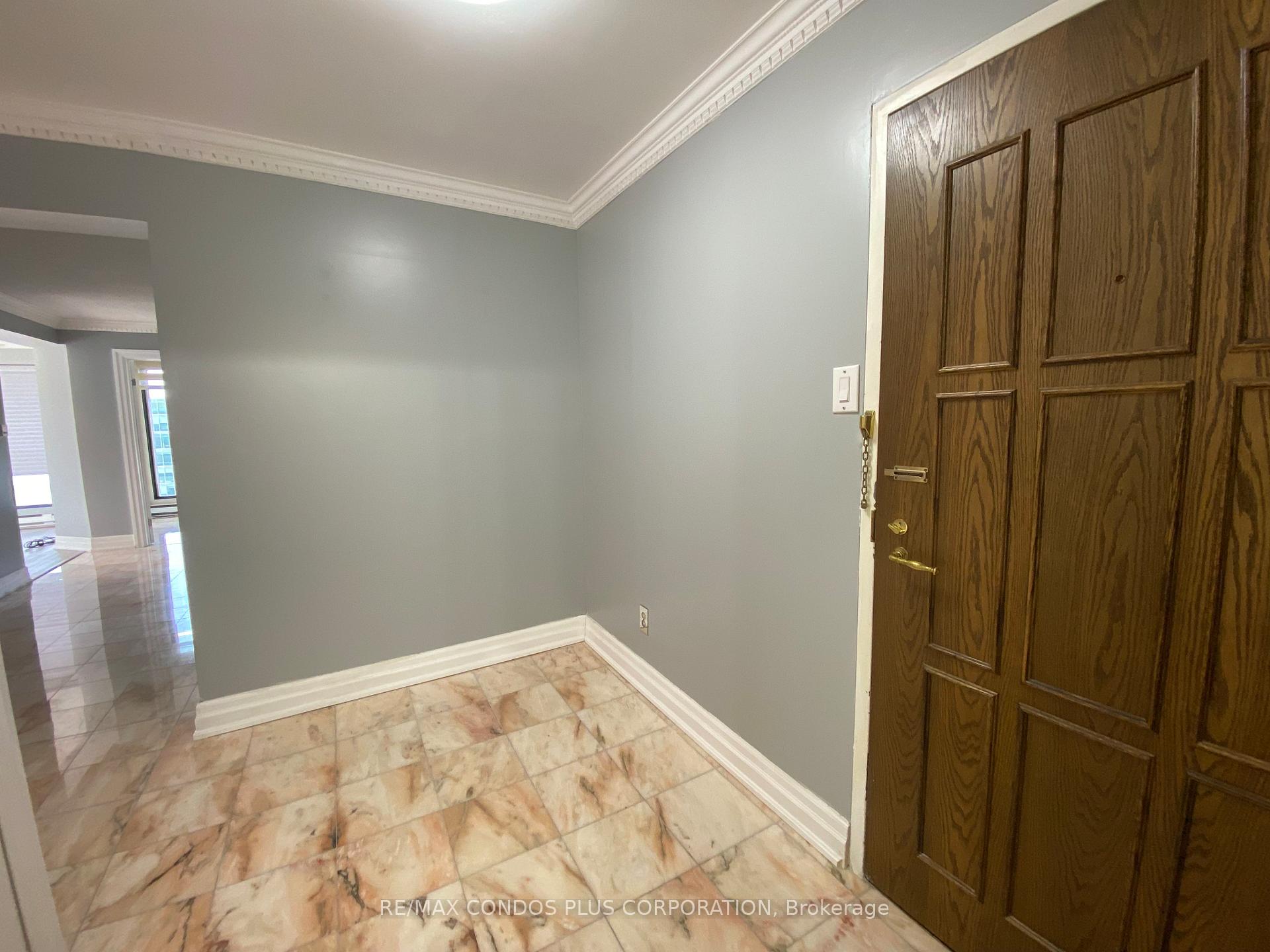Photo 4 of Unit 3517, 55 Harbour Square, Toronto, Waterfront Communities — HOMEH