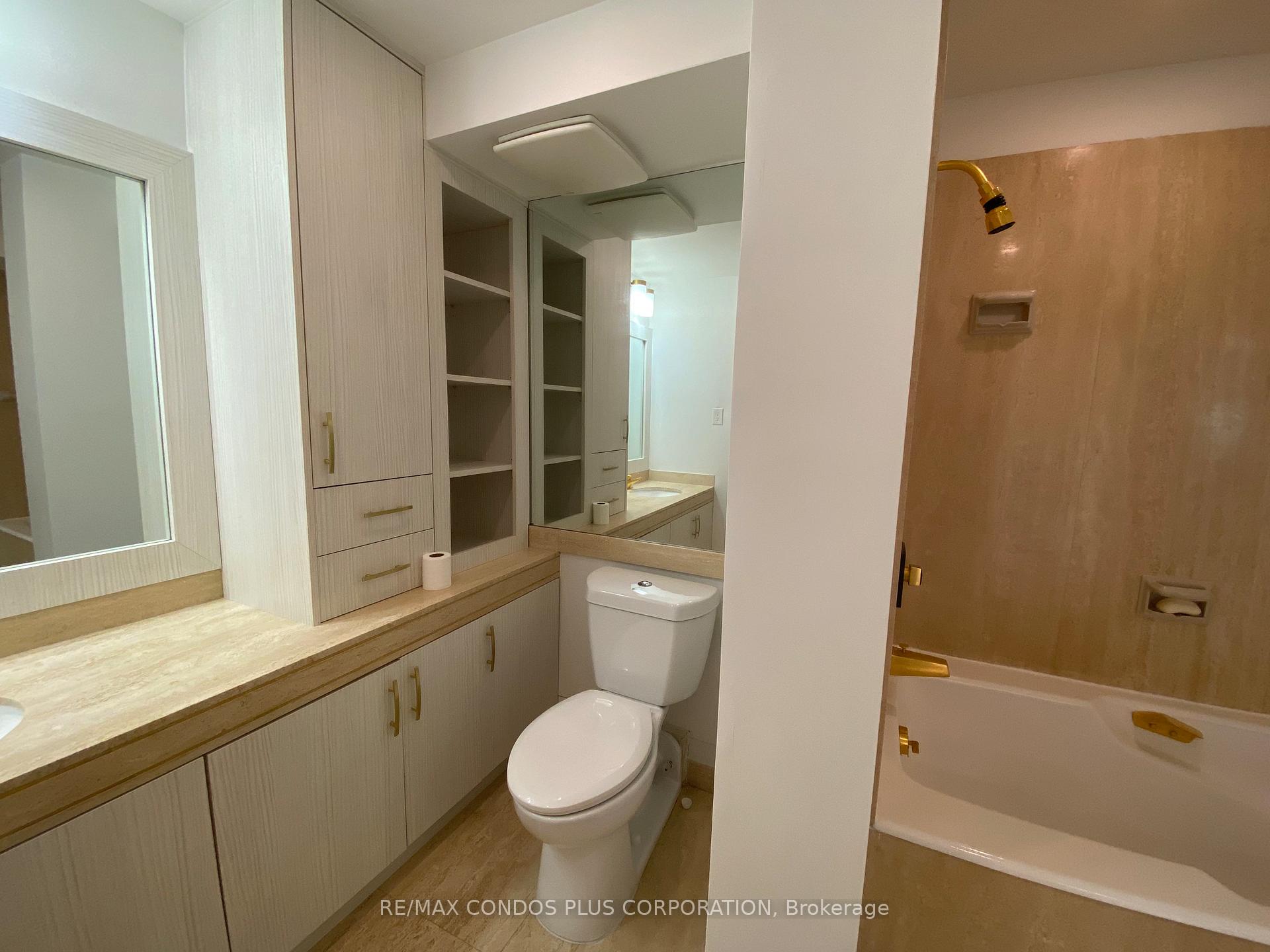 Photo 27 of Unit 3517, 55 Harbour Square, Toronto, Waterfront Communities — HOMEH
