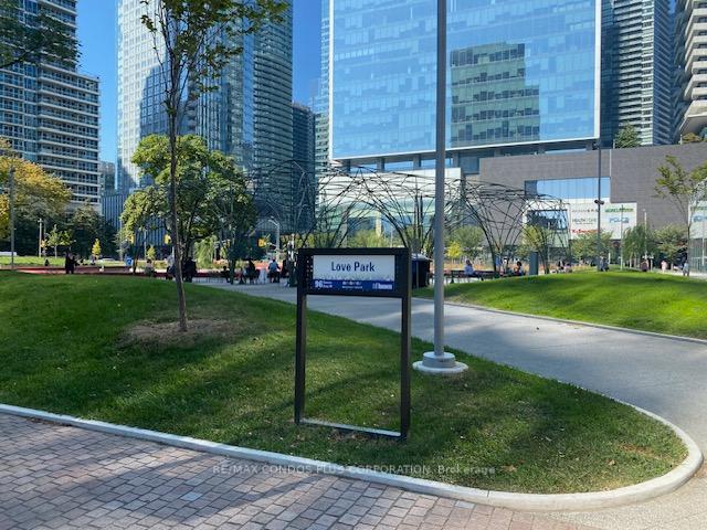 Photo 40 of Unit 3517, 55 Harbour Square, Toronto, Waterfront Communities — HOMEH
