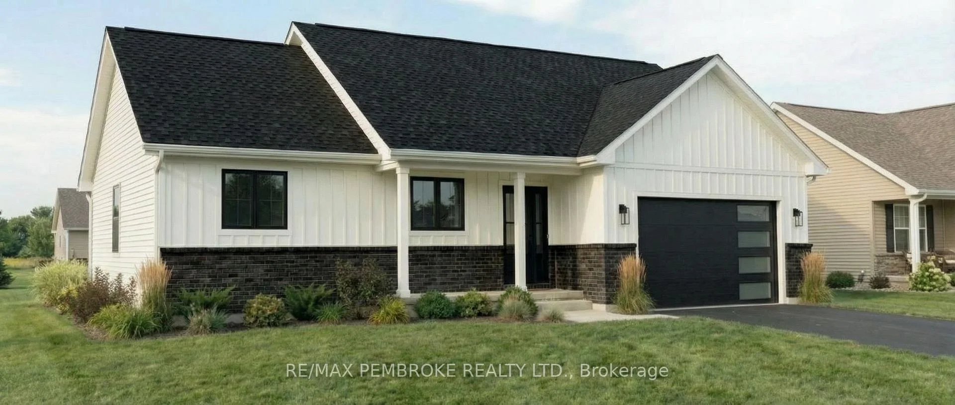 Photo 3 of 53 Eddy Crescent, Pembroke, Pembroke — HOMEH