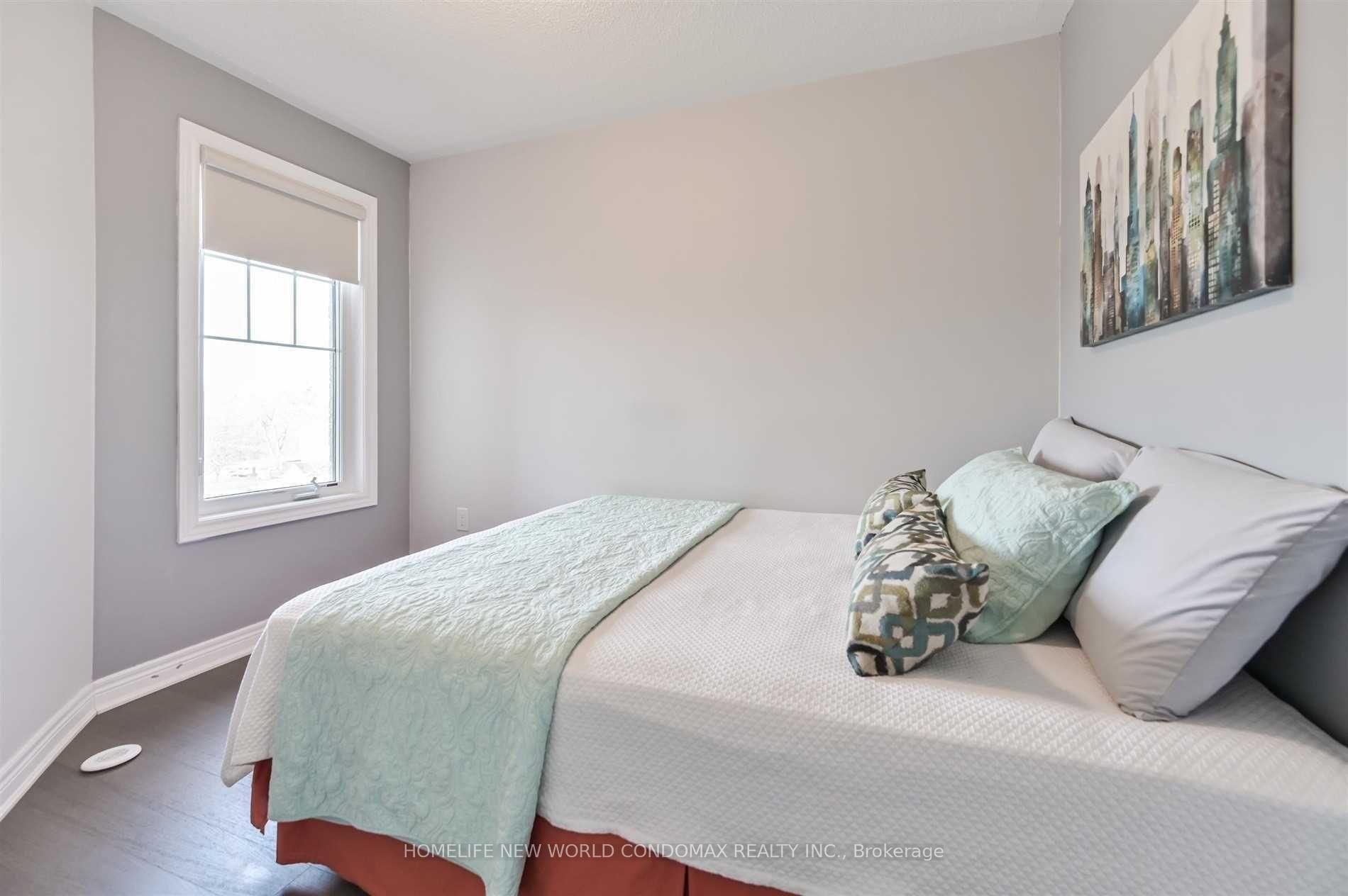 Photo 6 of 101 Dundas Way, Markham, Greensborough — HOMEH