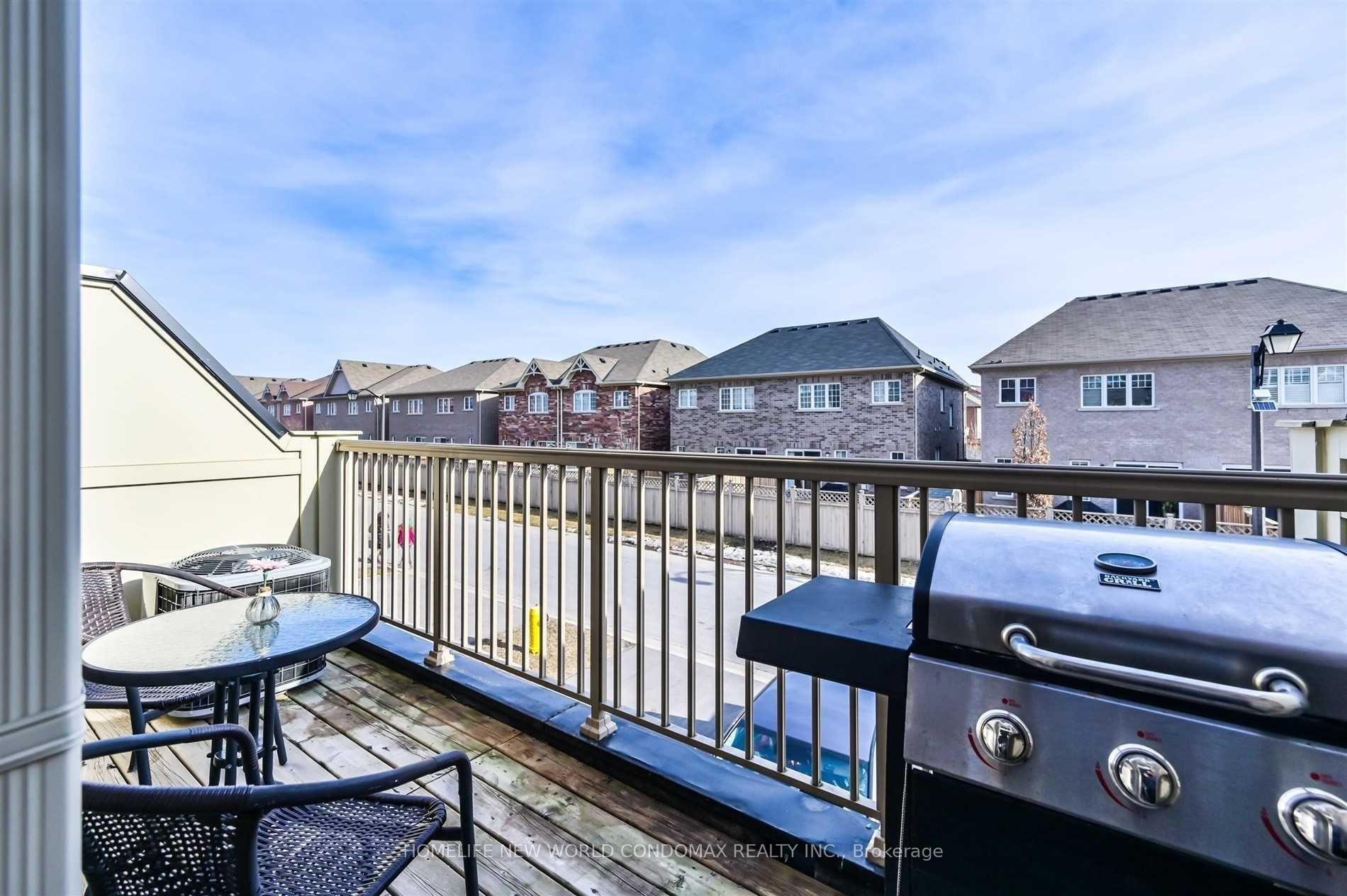 Photo 10 of 101 Dundas Way, Markham, Greensborough — HOMEH