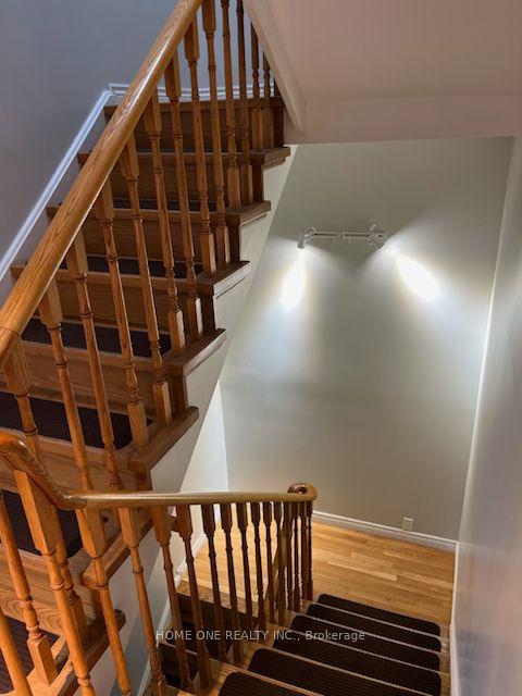 Photo 4 of Unit 301, 31 D'Arcy Street, Toronto, Kensington-Chinatown — HOMEH