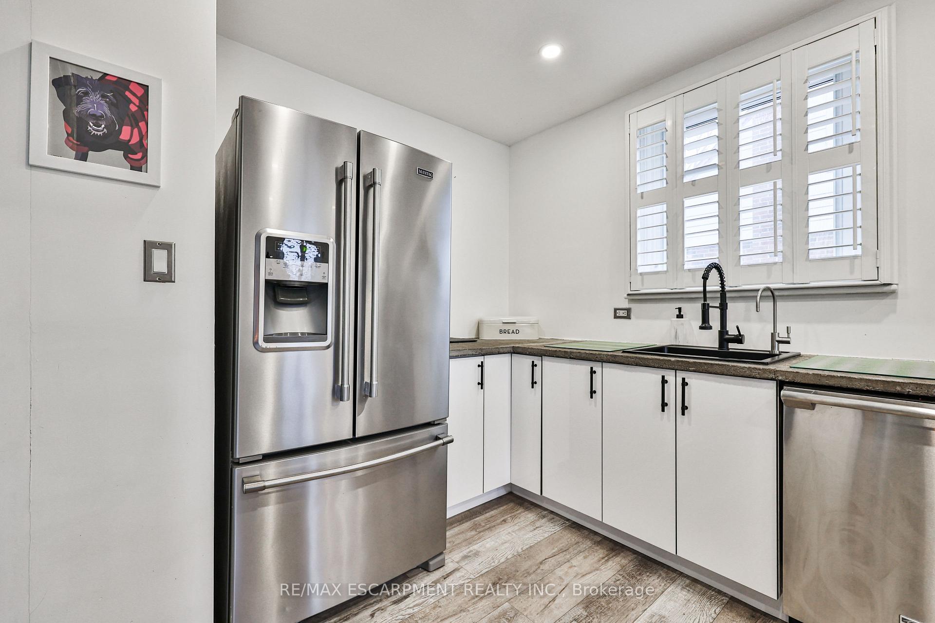 Photo 7 of 60 Galbraith Drive, Hamilton, Stoney Creek — HOMEH