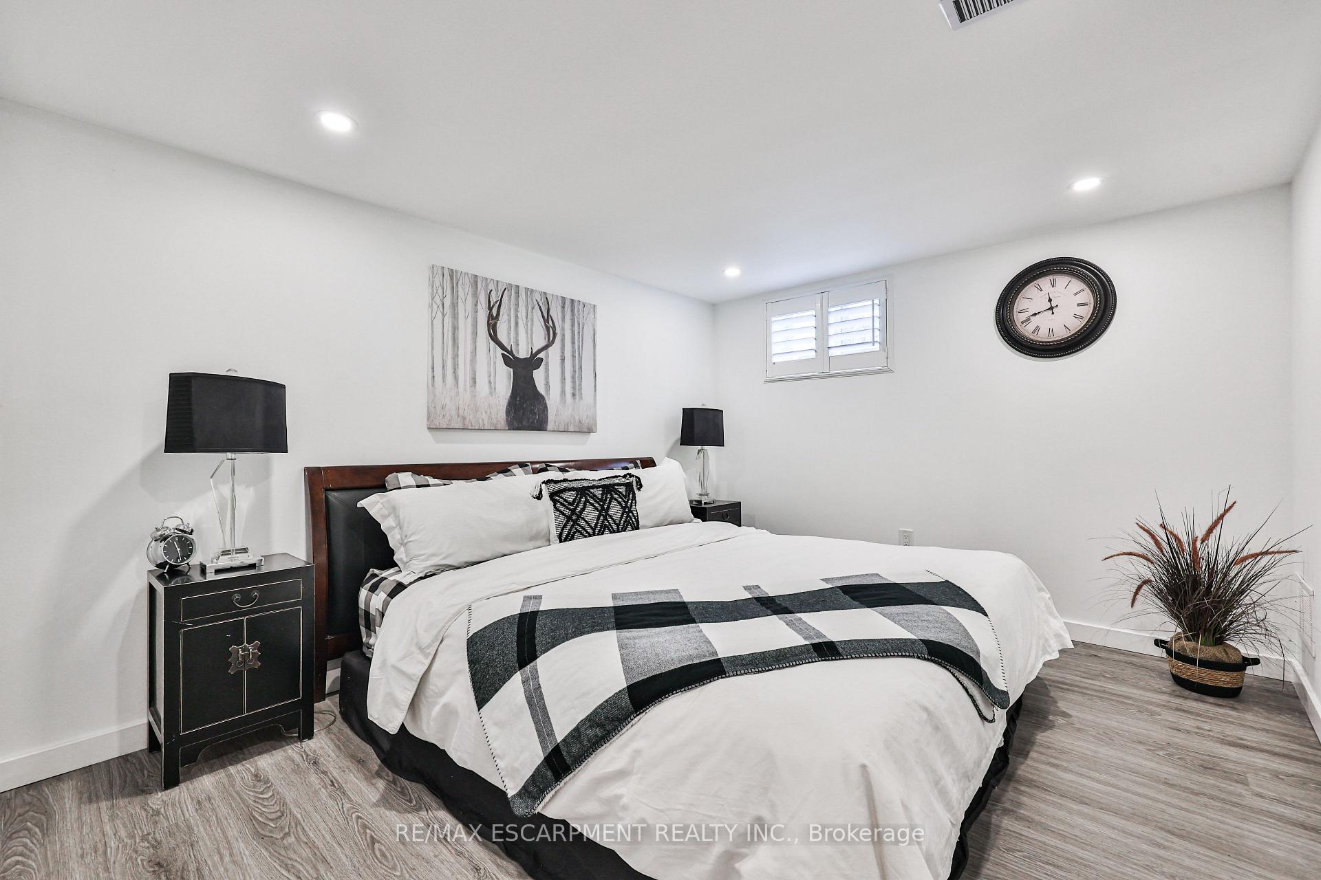 Photo 35 of 60 Galbraith Drive, Hamilton, Stoney Creek — HOMEH