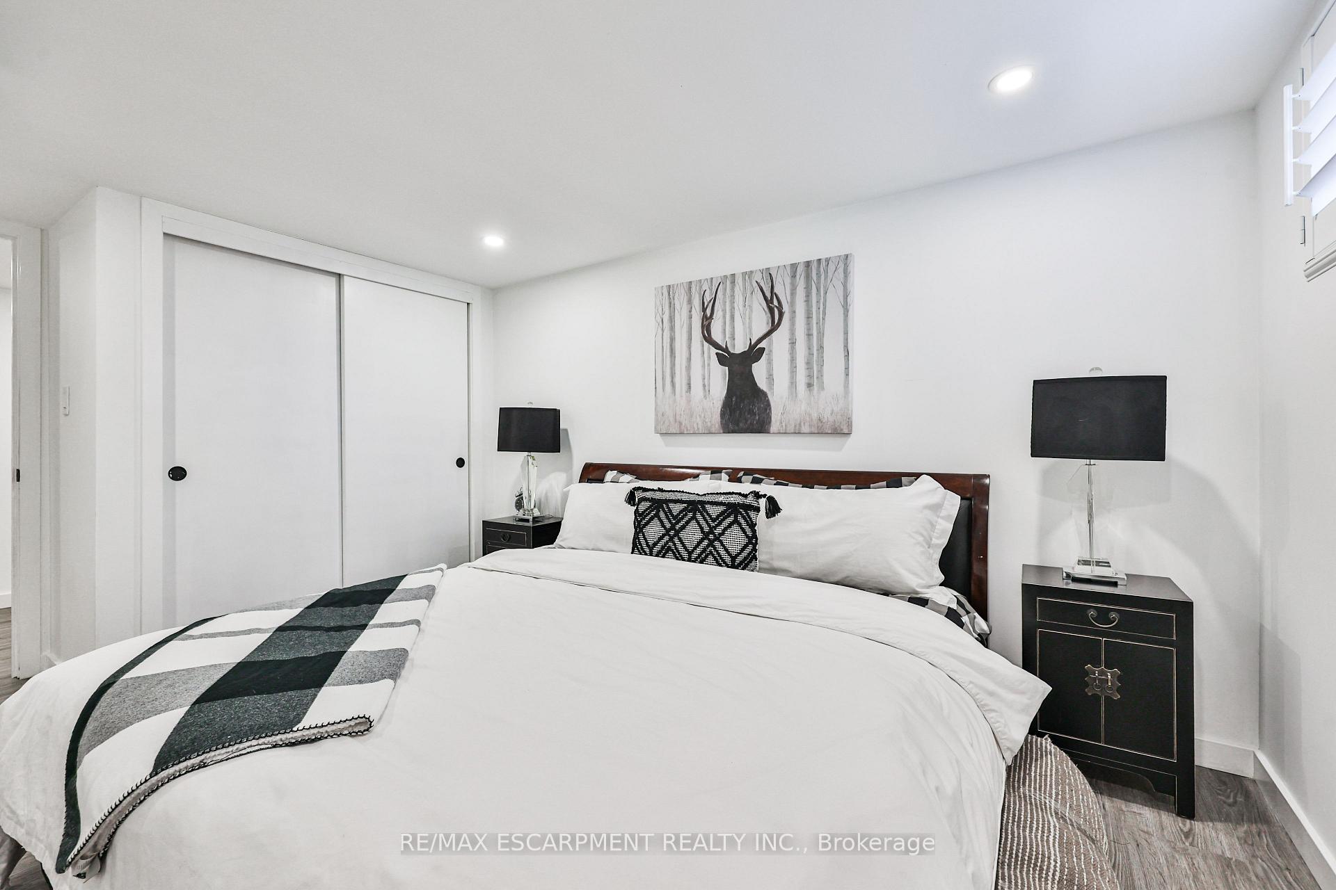 Photo 37 of 60 Galbraith Drive, Hamilton, Stoney Creek — HOMEH