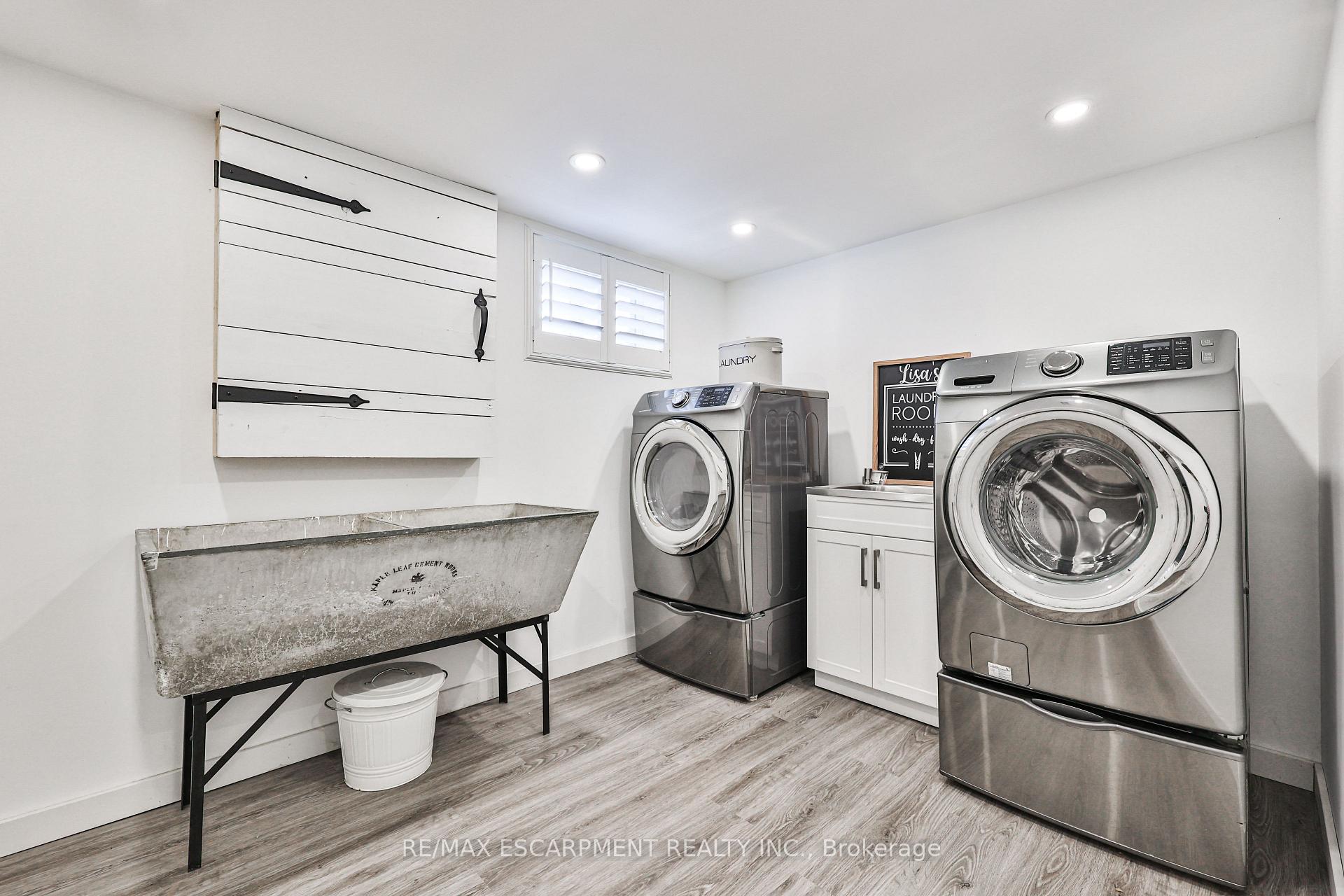Photo 38 of 60 Galbraith Drive, Hamilton, Stoney Creek — HOMEH