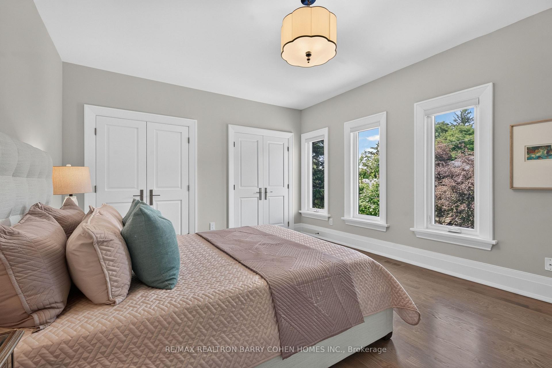Photo 43 of 33 Munro Boulevard, North York, St. Andrew-Windfields — HOMEH