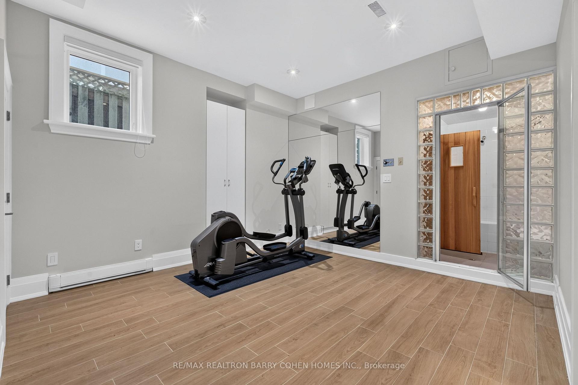 Photo 52 of 33 Munro Boulevard, North York, St. Andrew-Windfields — HOMEH
