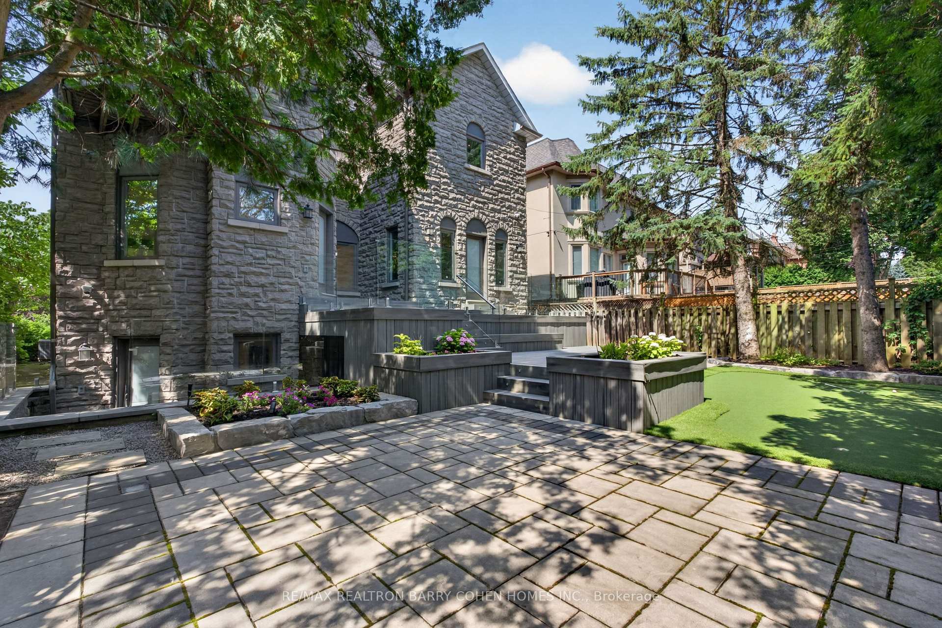 Photo 54 of 33 Munro Boulevard, North York, St. Andrew-Windfields — HOMEH