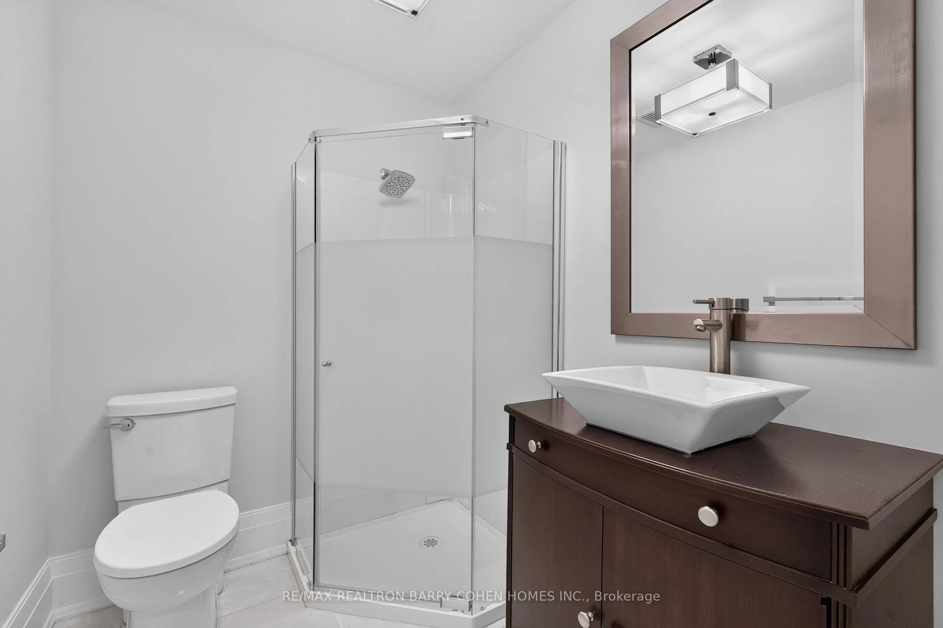 Photo 55 of 33 Munro Boulevard, North York, St. Andrew-Windfields — HOMEH