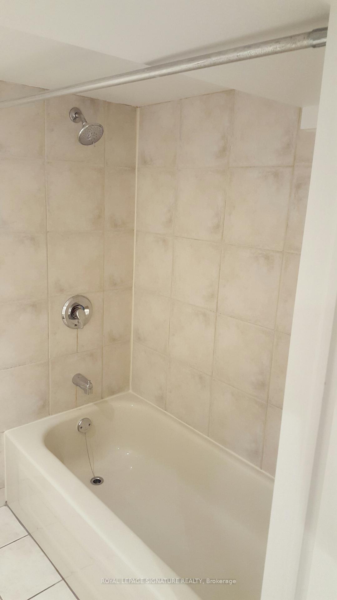 Front of Unit Unit Lower 1, 27 Hillsboro Avenue