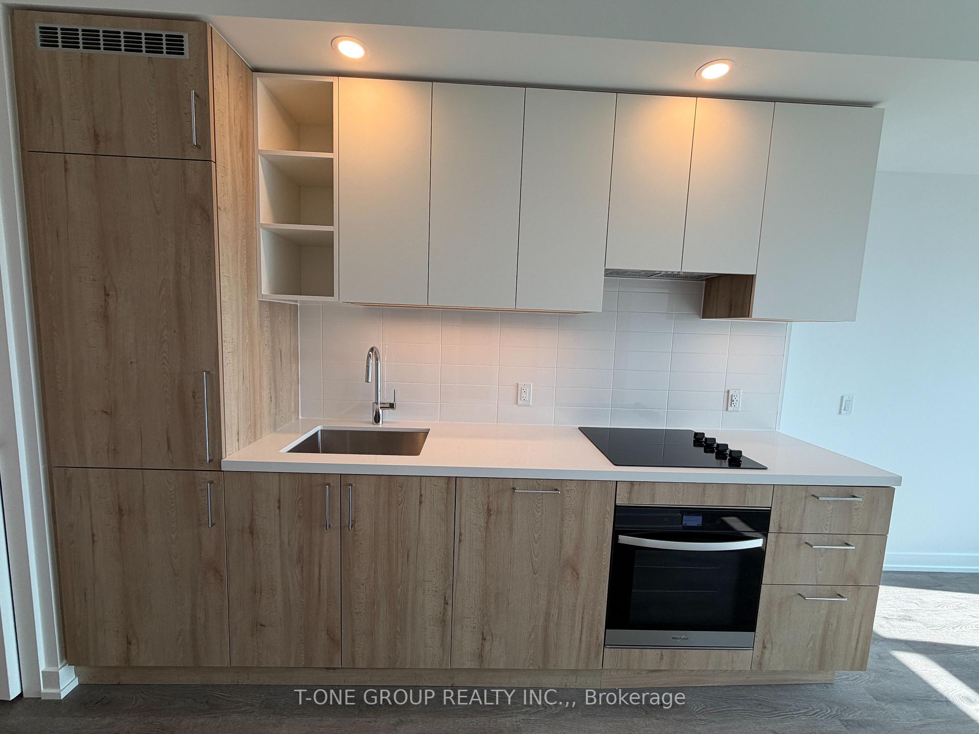 Photo 9 of Unit 703, 21 Meadowdale Road, Vaughan, Vaughan Corporate Centre — HOMEH