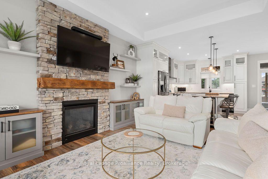Photo 13 of 45 Ambrosia Terrace, Quinte West, Murray Ward — HOMEH