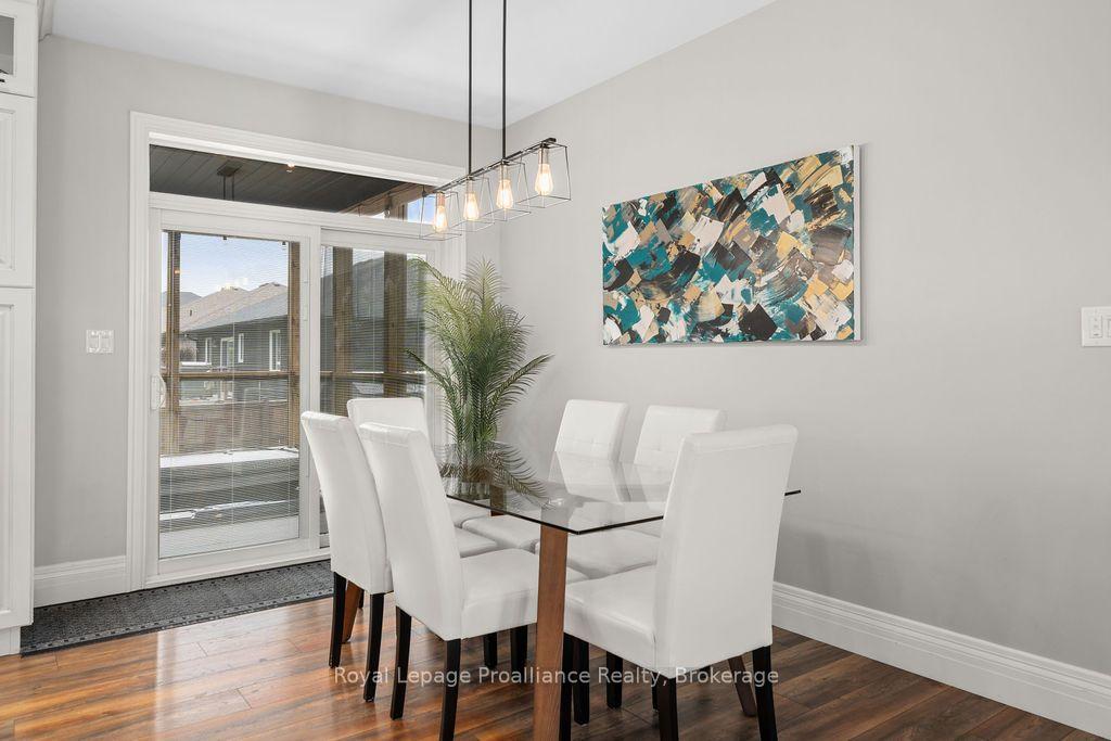 Photo 18 of 45 Ambrosia Terrace, Quinte West, Murray Ward — HOMEH