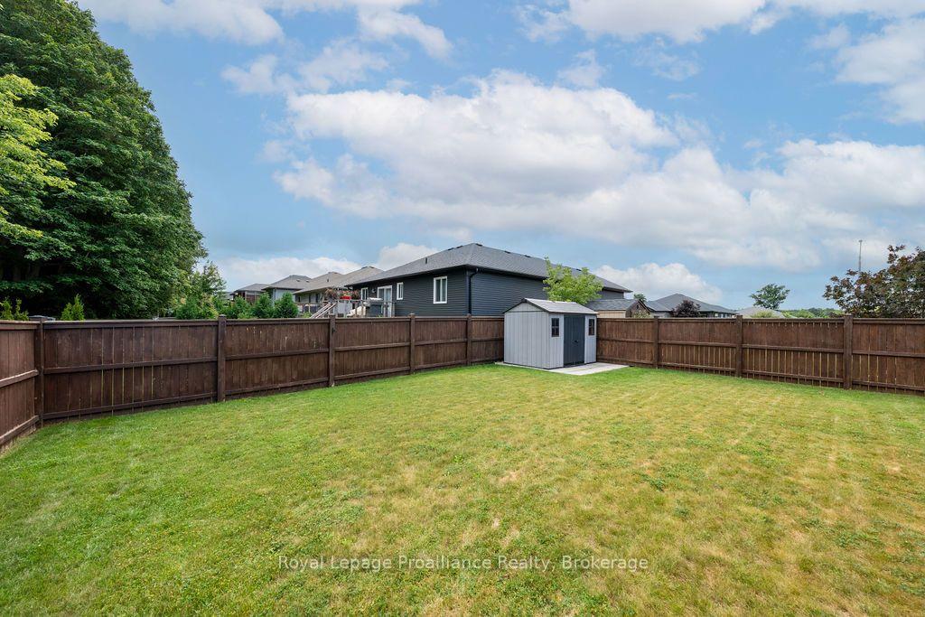 Photo 46 of 45 Ambrosia Terrace, Quinte West, Murray Ward — HOMEH